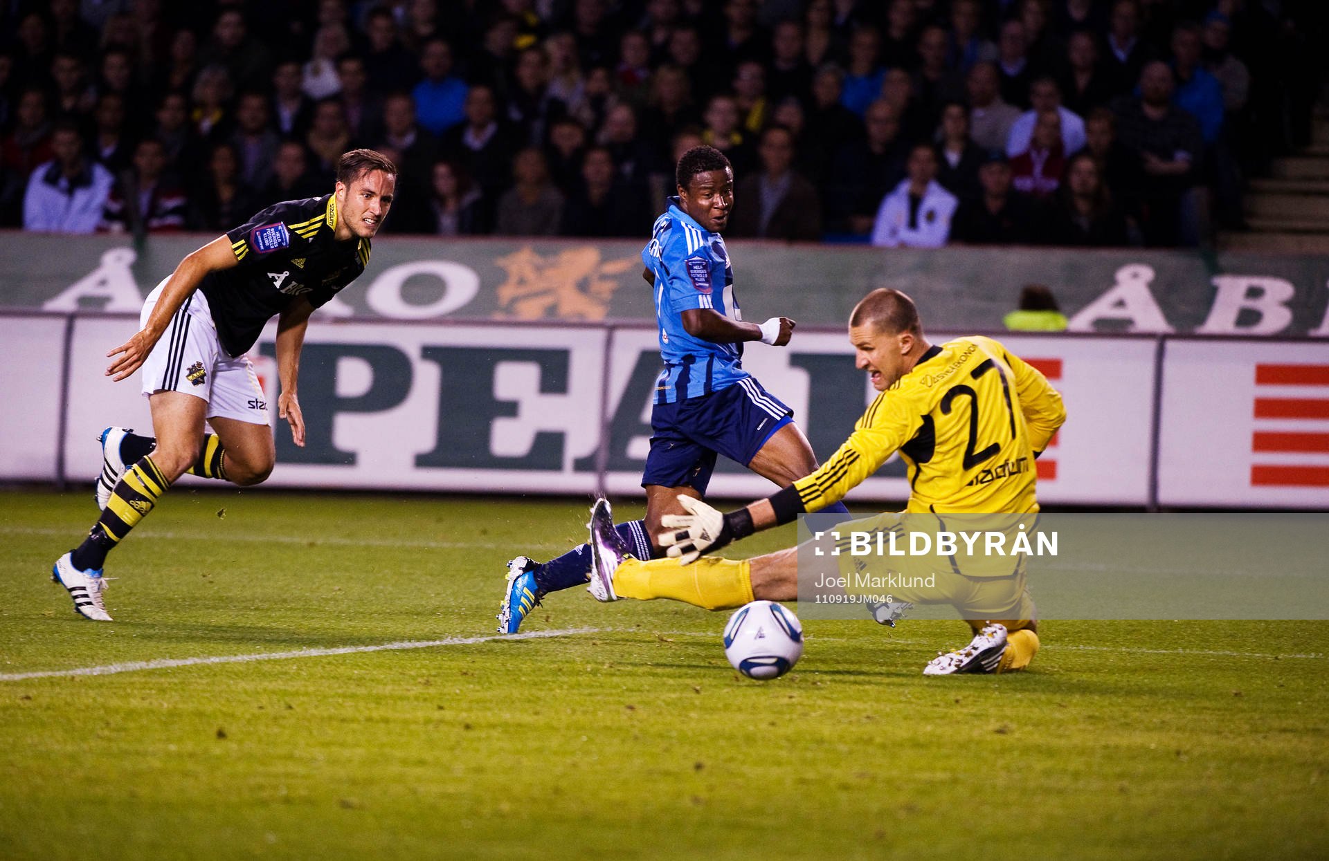 Kennedy Igboananike, Djurgården, gör 0-1 bakom Ivan