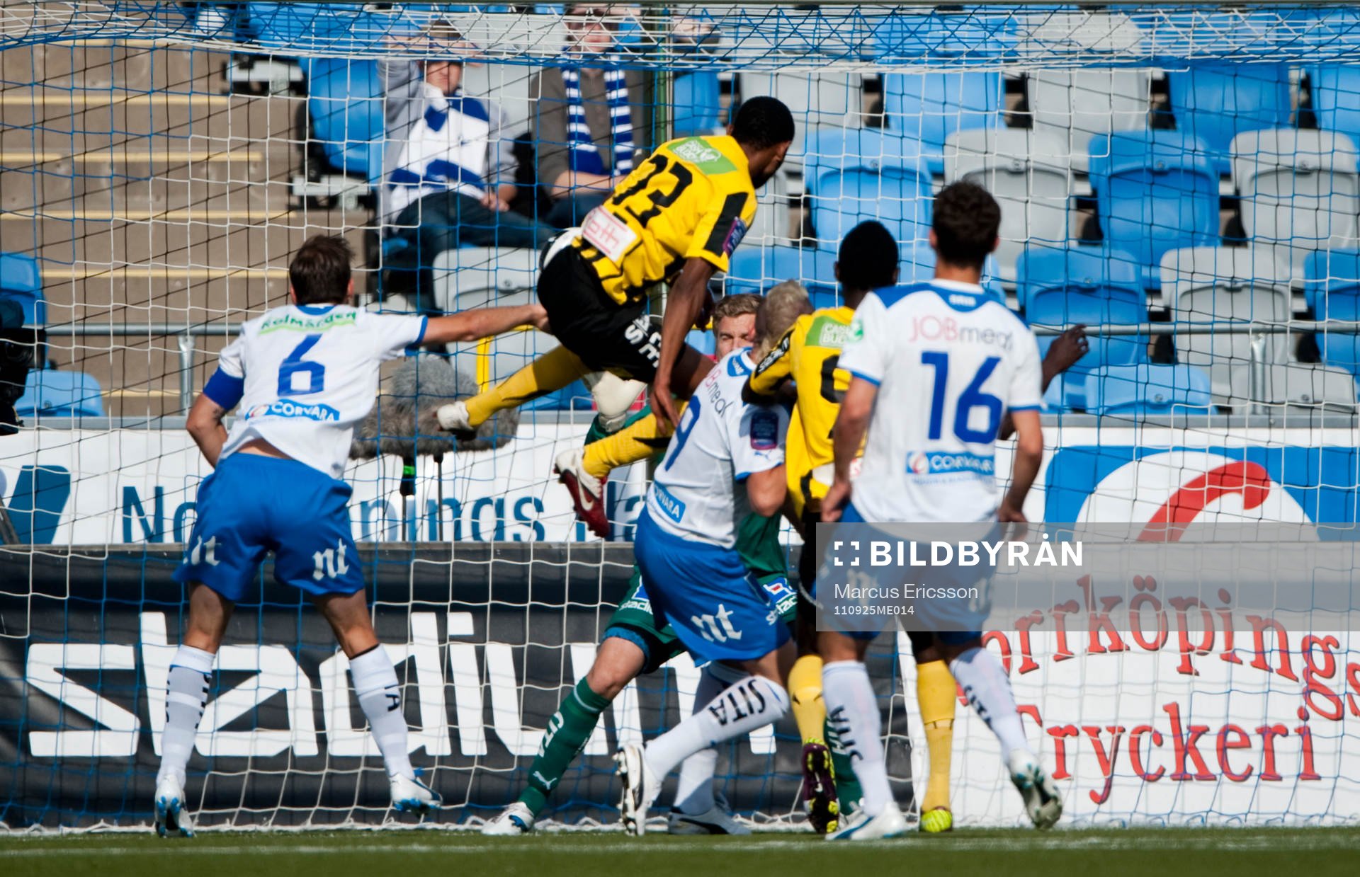 Rene Makondele, Häcken trycker in 1-0