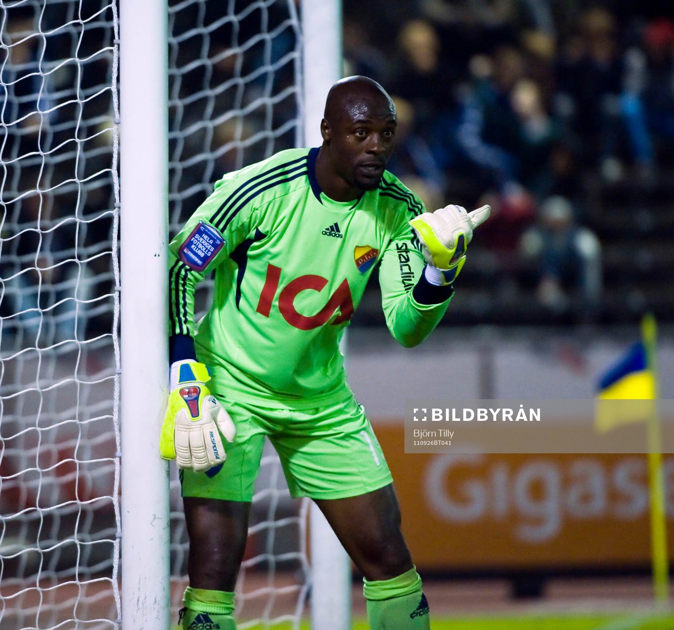 Pa Dembo Touray, målvakt