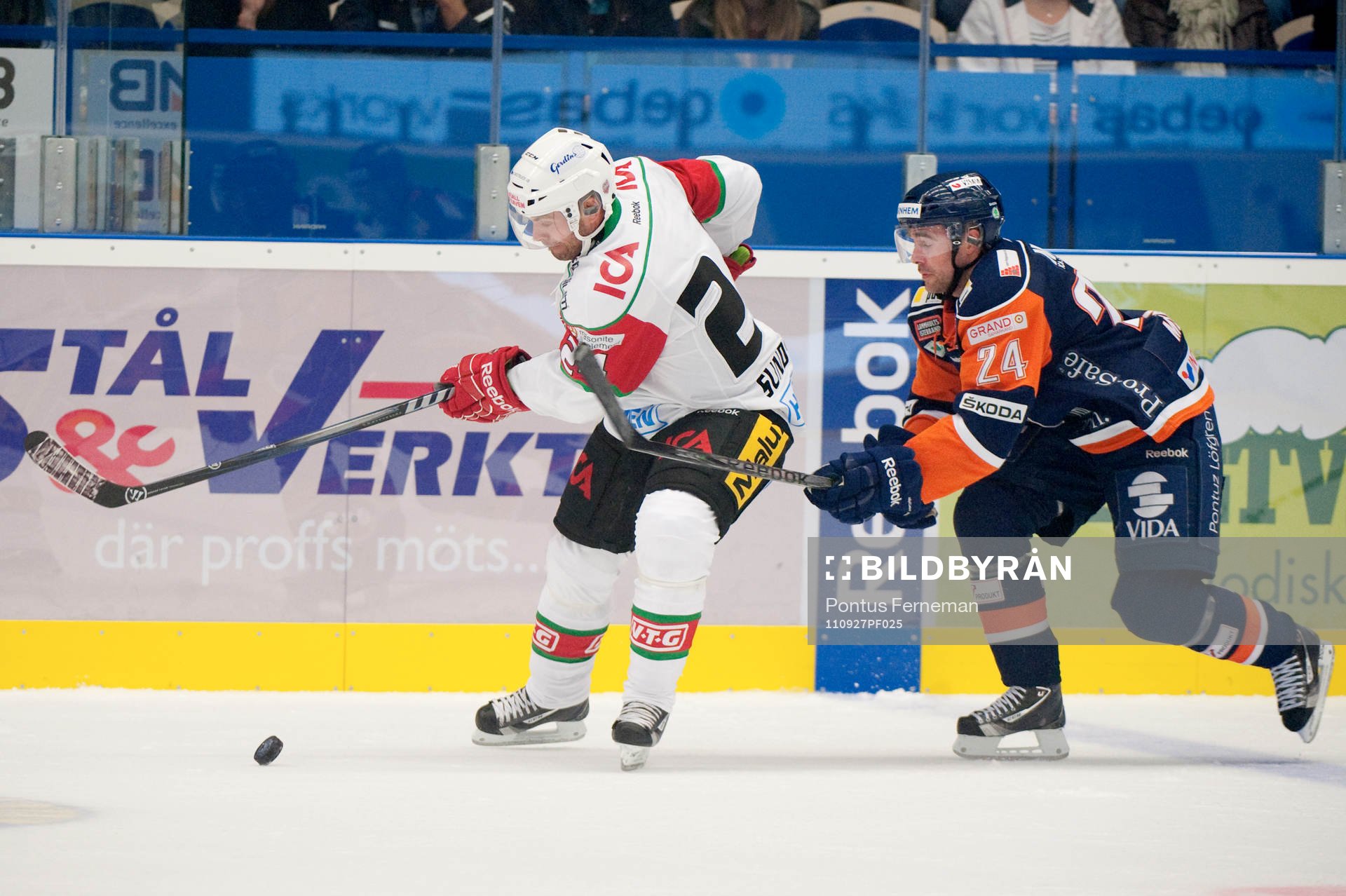 Niklas Sundström, Modo, Brad Moran, Växjö
