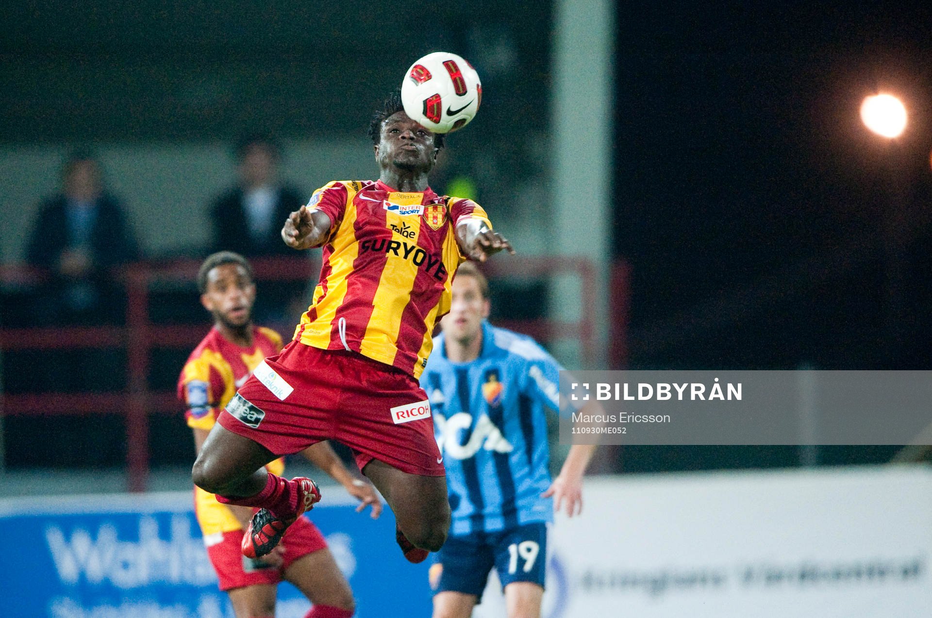 Razak Omotoyossi, Syrianska