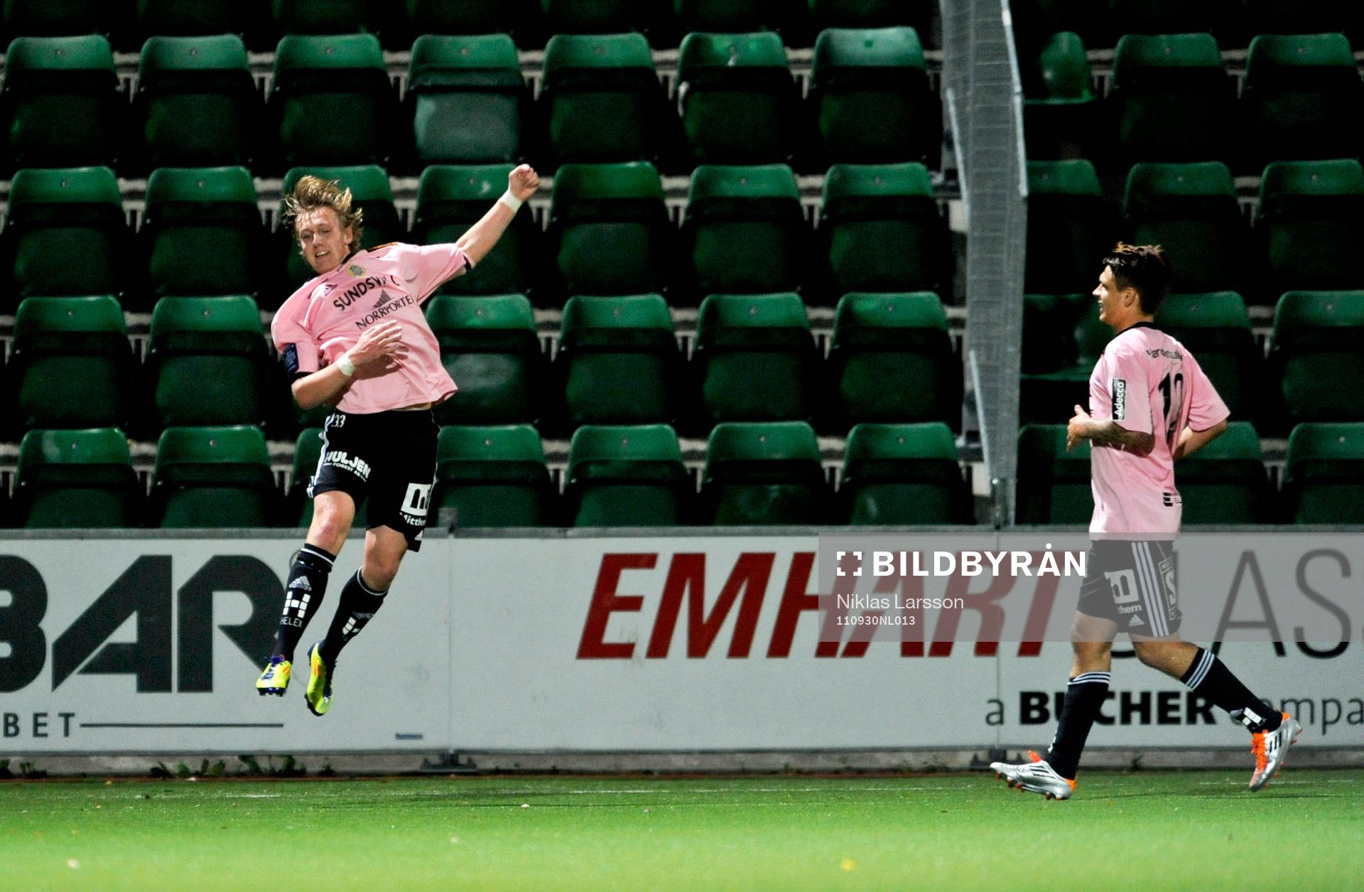 Emil Forsberg. Sundsvall, jublar