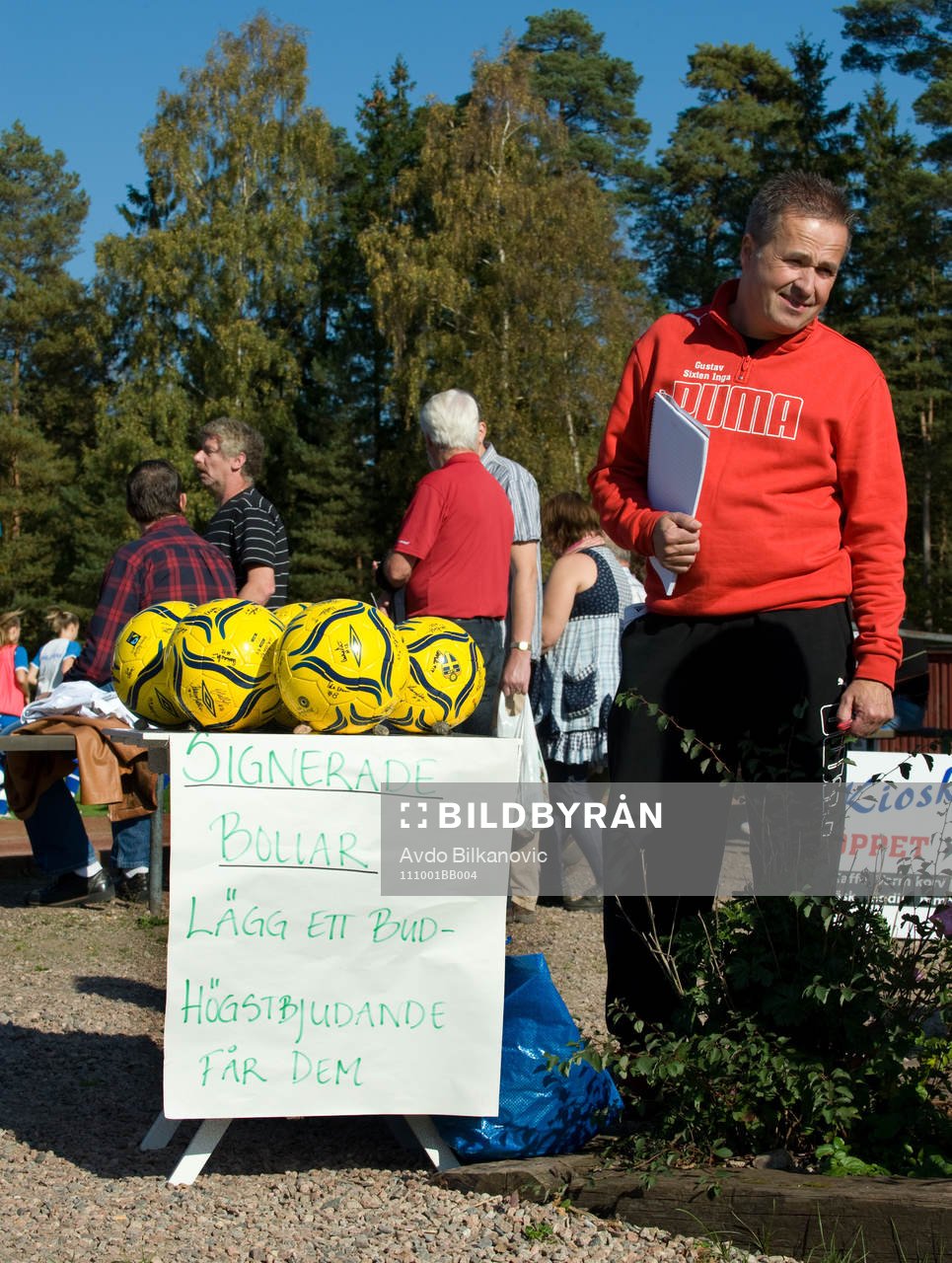 Signerade bollar till salu, Vittsjö