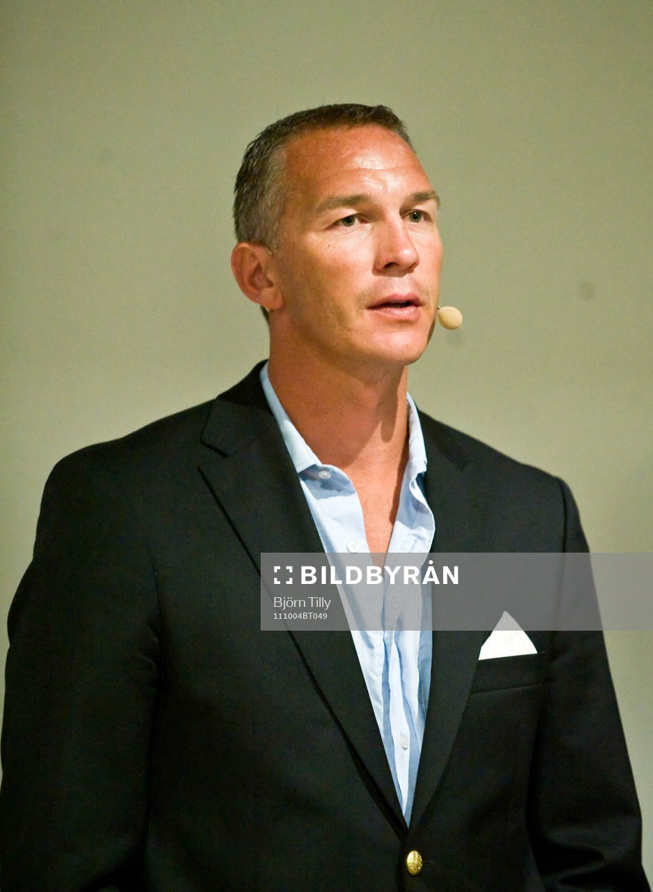  Patrik Bjärred Andersson, fd fotbollsproffs.