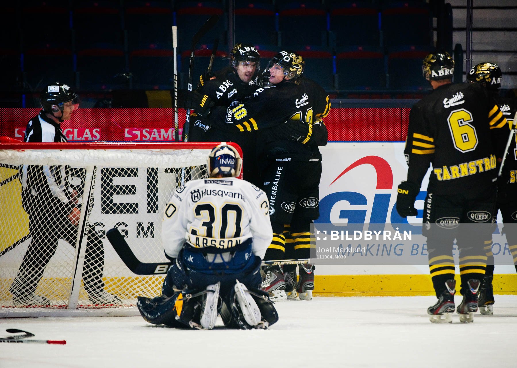 Linus Videll, Jonas Liwing och Richard Gynge, AIK, jubel