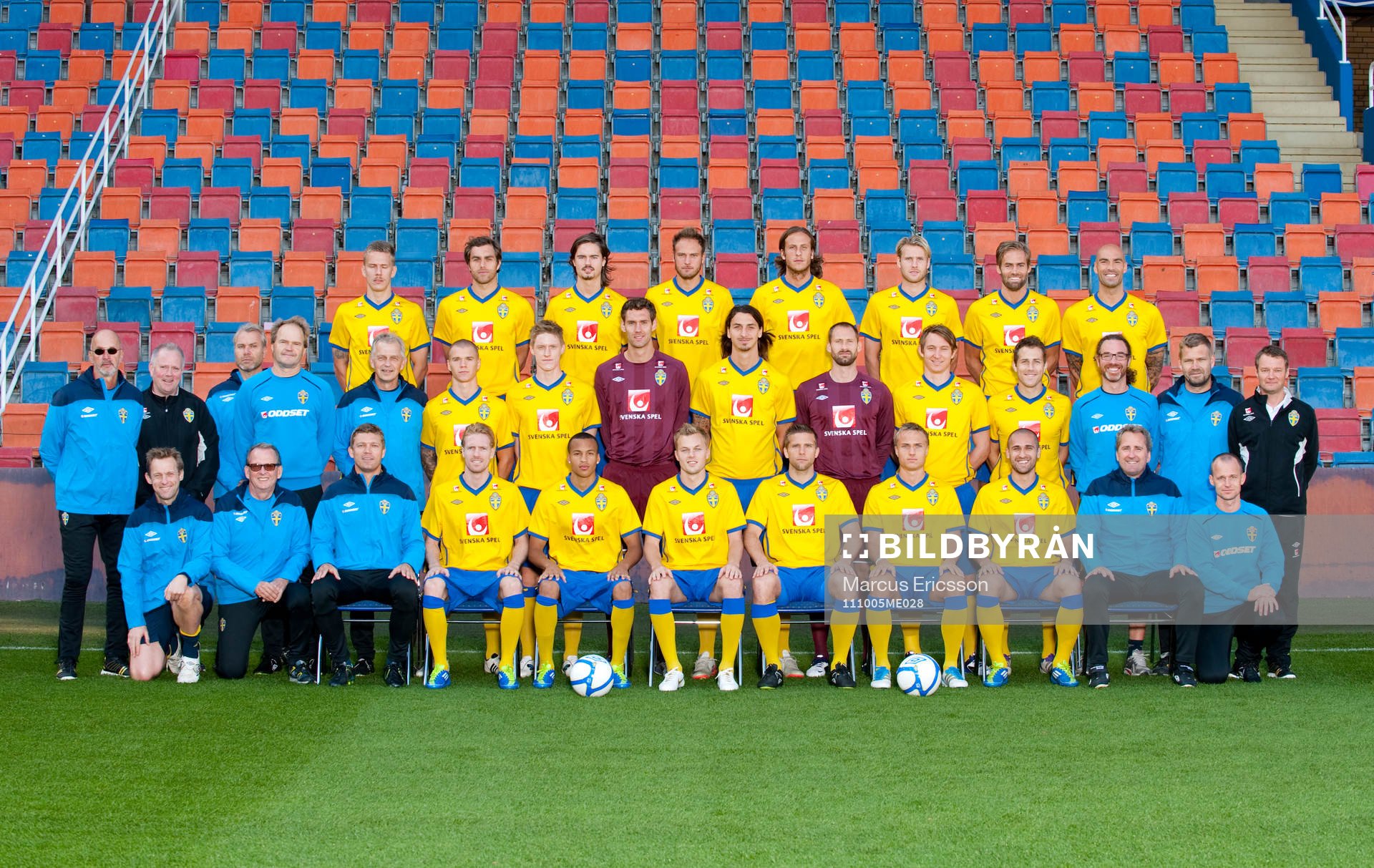Bakre raden fr.v. Pontus Wernbloom, Johan Elmander, Mikael Lustig, Andreas Granqvist, Jonas Olsson, Ola Toivonen, Olof Mellberg och Daniel Majstorovic. Mellersta raden fr.v. Henning Svendsen, Lars Hammarbäck, Lasse Eriksson, Johan Allgulander, Lasse Richt, Samuel Holmén, Rasmus Elm, Andreas Isaksson, målvakt, Zlatan Ibrahimovic, Johan Wiland, målvakt, Kim Källström, Tobias Hysén, Rickard Dahan, Roger Jacobsson och Hans Hultman. Främre raden fr.v. Paul Balsom, Leif Swärd, Marcus Allbäck, players manager, Christian Wilhelmsson, Martin Olsson, Sebastian Larsson, Anders Svensson, Pierre Bengtsson, Emir Bajrami, Erik Hamrén, förbundskapten och Johan Sandberg.
© Bildbyrån - 82018