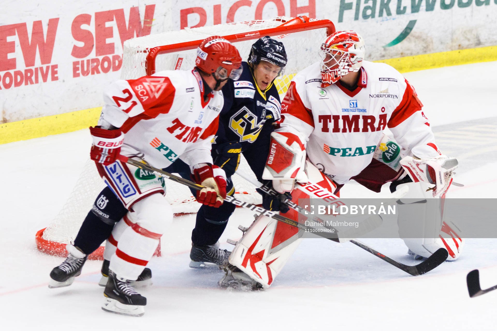 Andreas Falk, HV71 mellan Pierre Hedin och Stefan