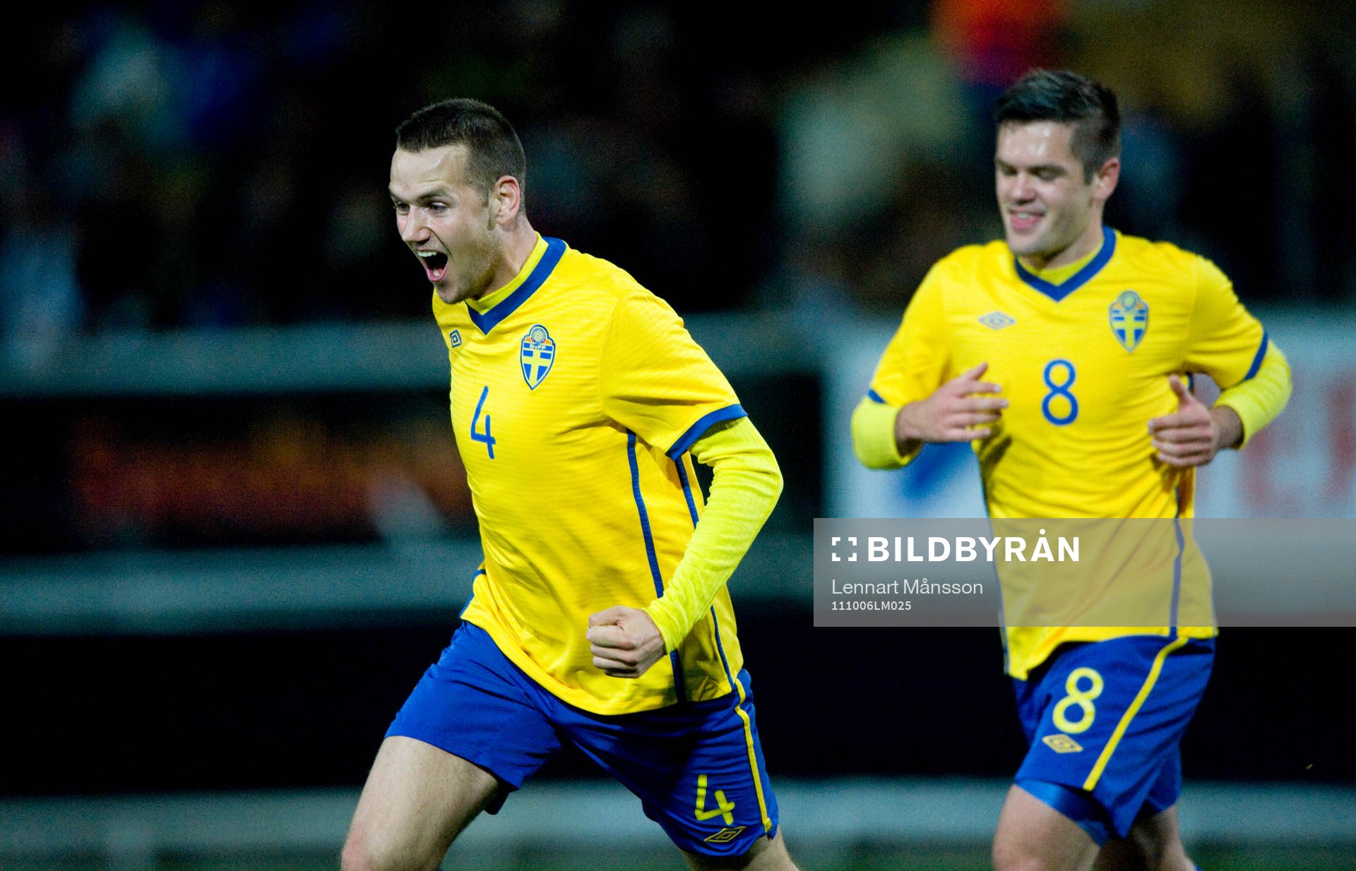 1-0 Alexander Milosevic, Sverige, jubel med Ivo Pekalski