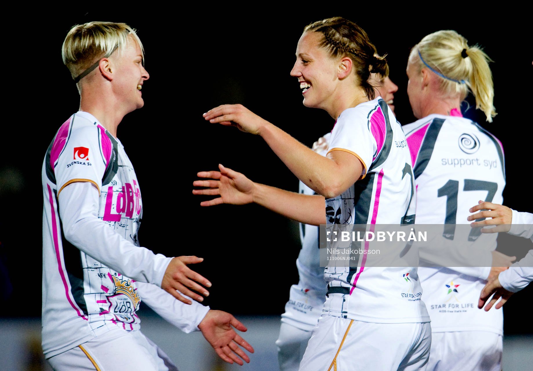 Nilla Fischer, Emma Wilhelmsson, LDB Malmö jubel