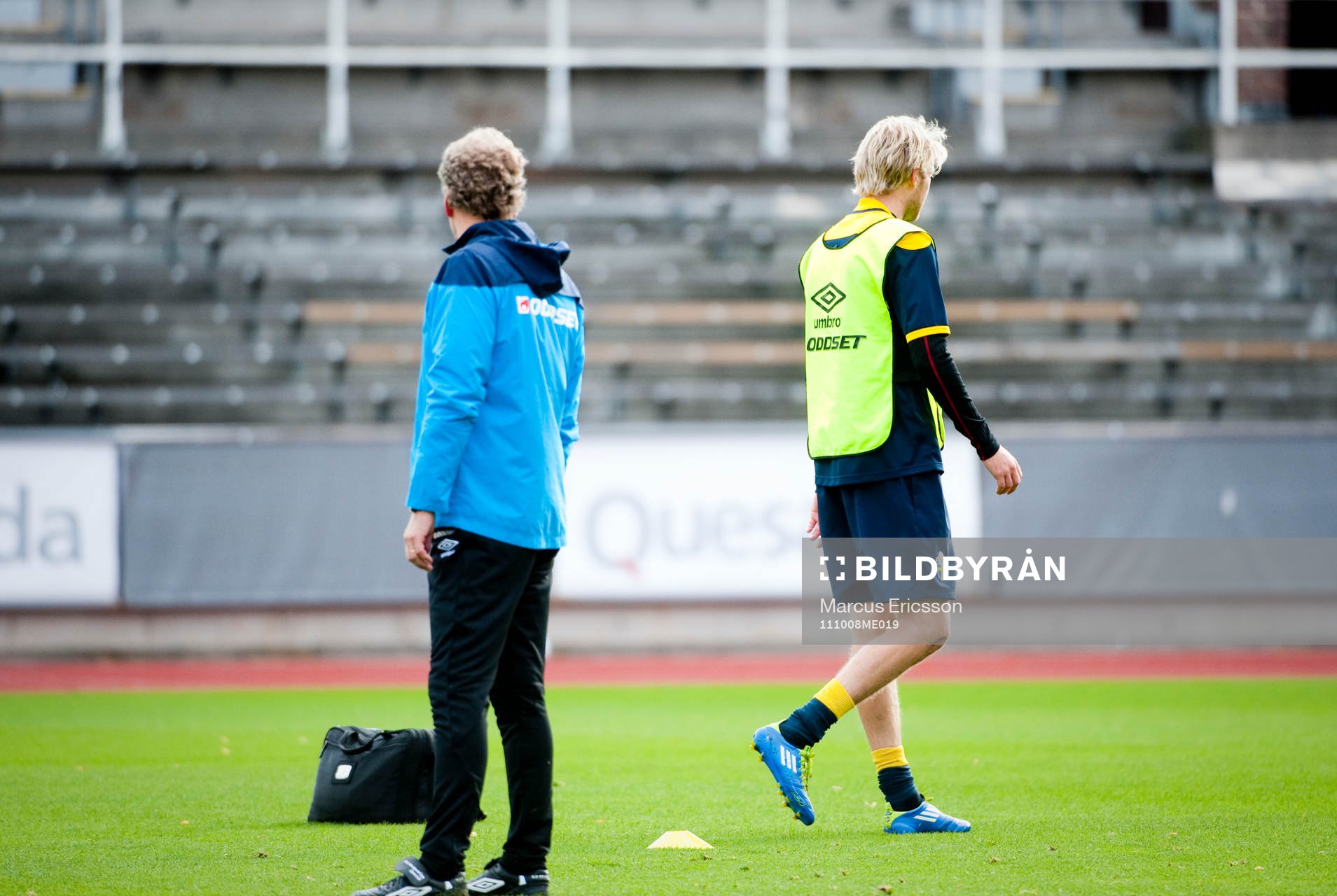 Erik Hamrén, förbundskapten säger åt Ola Toivonen att
