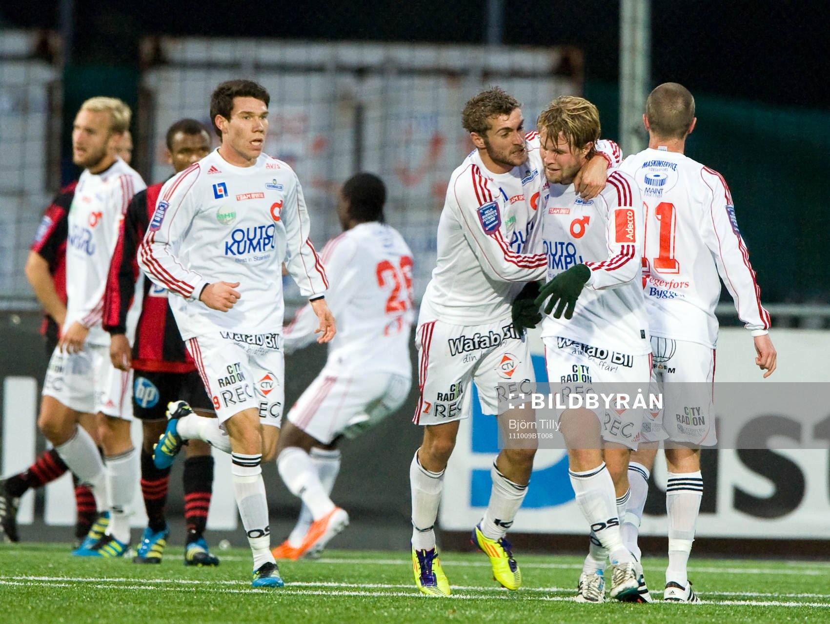  Alexander Andersson, Christophe Lallet och Christoffer Wiktorsson, Degerfors efter kvittering 3-3.