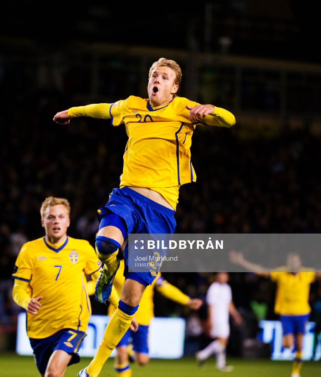 Ola Toivonen, Sverige, jublar