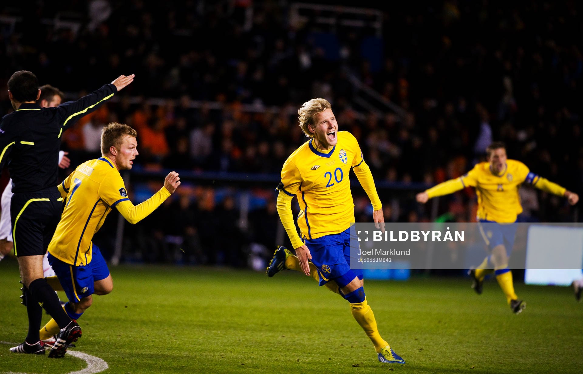 Ola Toivonen, Sverige, jublar