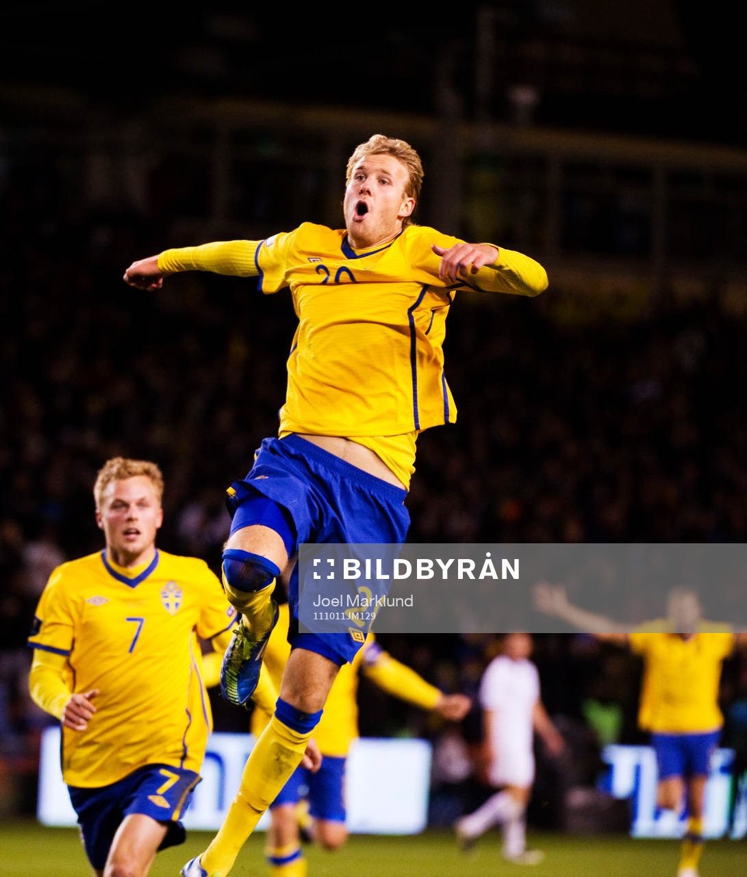 Ola Toivonen, Sverige, jublar
