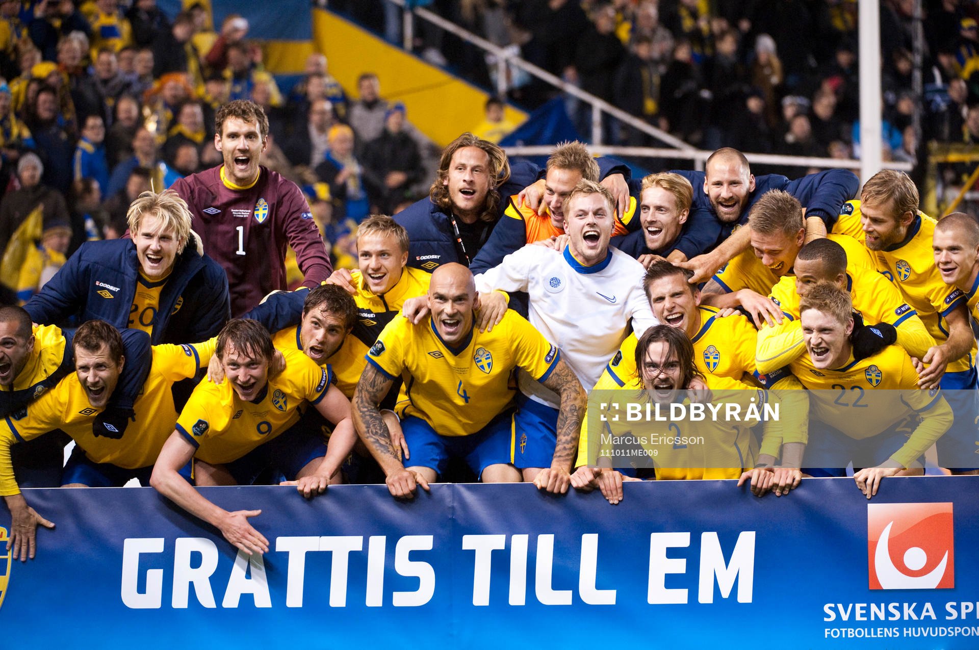 Sverige jublar över sin EM plats. Jubel, glädje