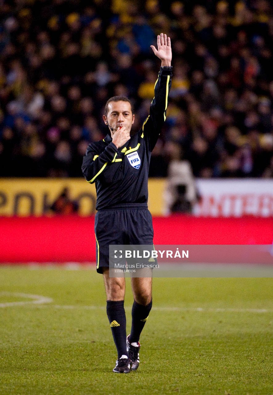 Cûneyt Cakir, domare
