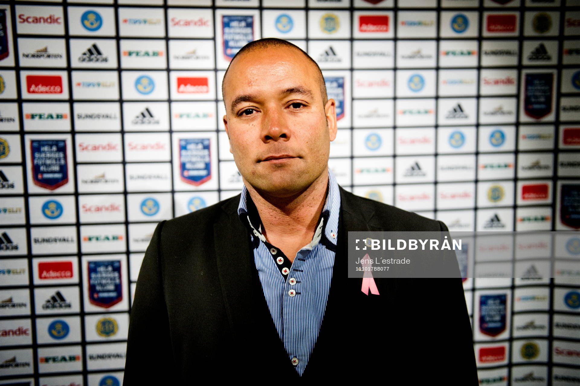 Cain Dotson, sportchef Sundsvall innan match i spelargången