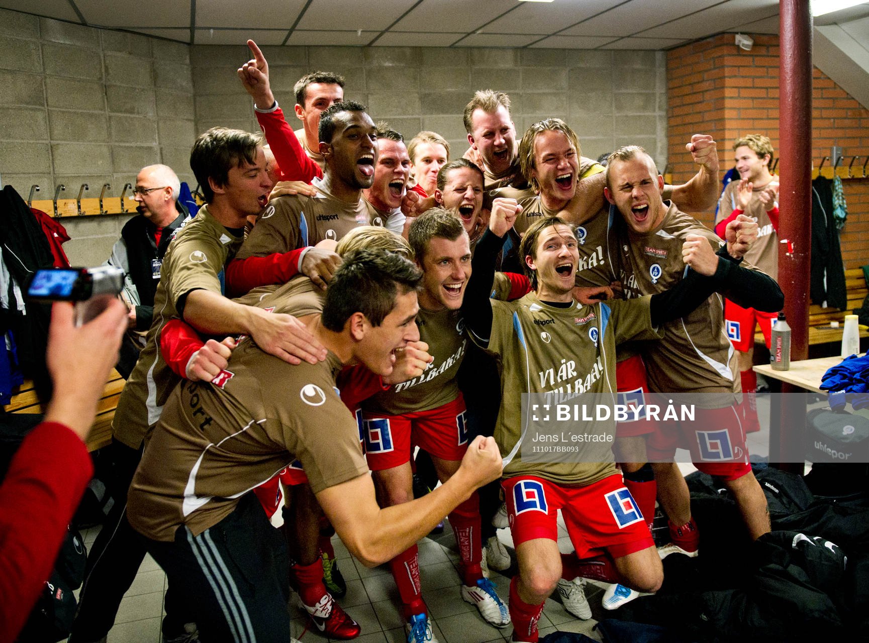  Åtvidaberg efter vinsten, jubel, glädje. Nu är de klara för Allsvenskan