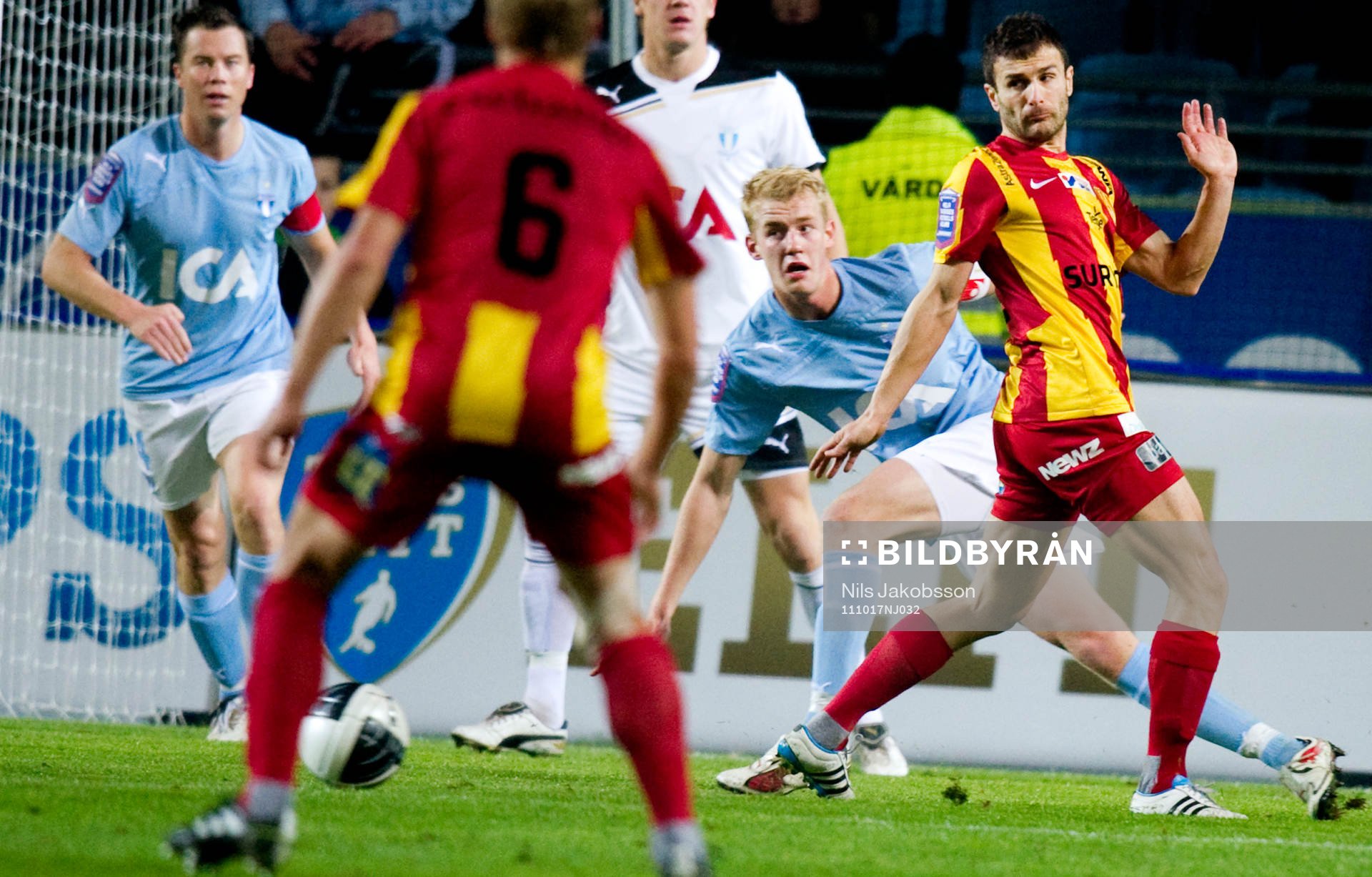 Filip Helander, Malmö FF löser upp en trasslig situation
