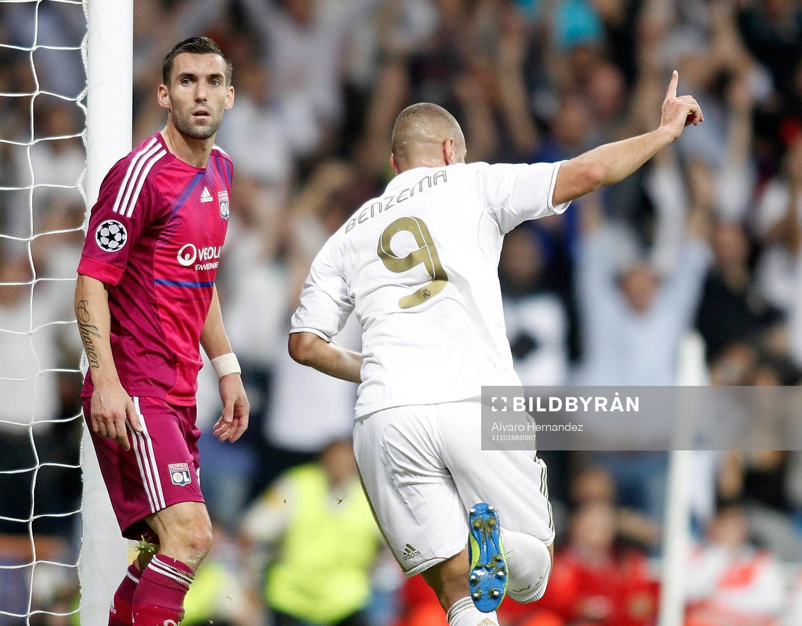 Karim Benzema, Madrid (Jubel) och Anthony Revelliere, Lyon