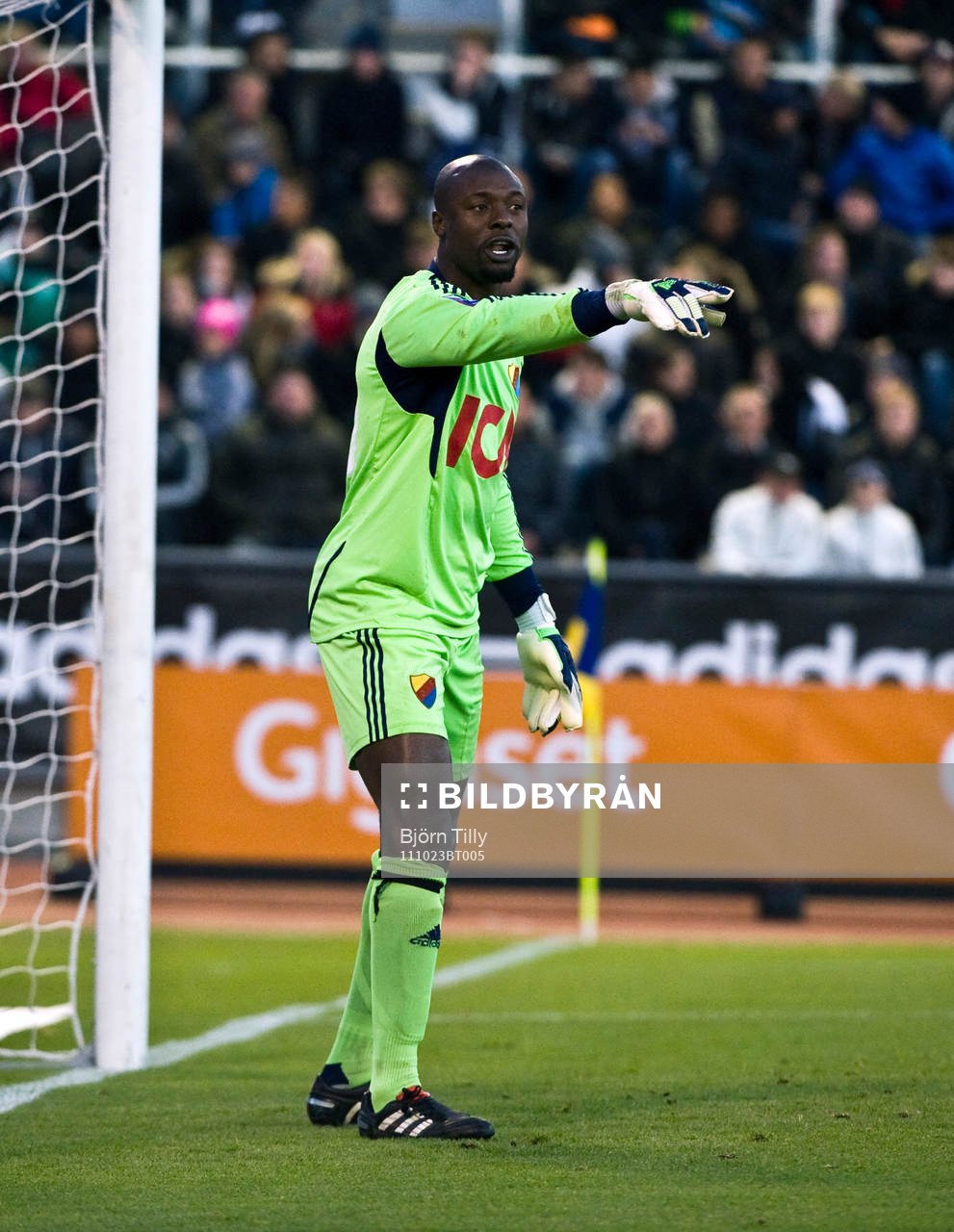Pa Dembo Touray, målvakt, Djurgården