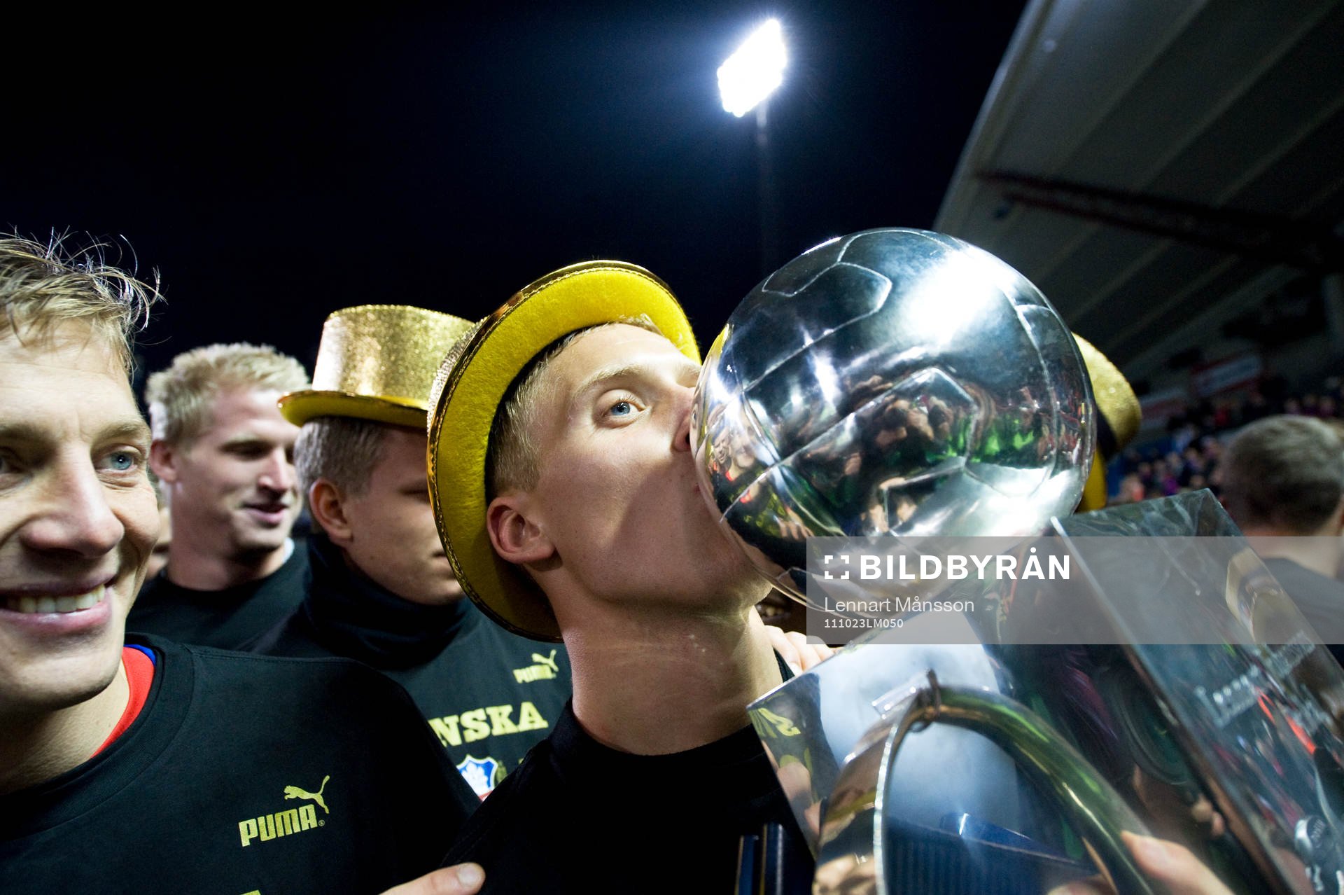 SM-guld, Svenska Mästare 2011, pokal,  jubel, glädje.