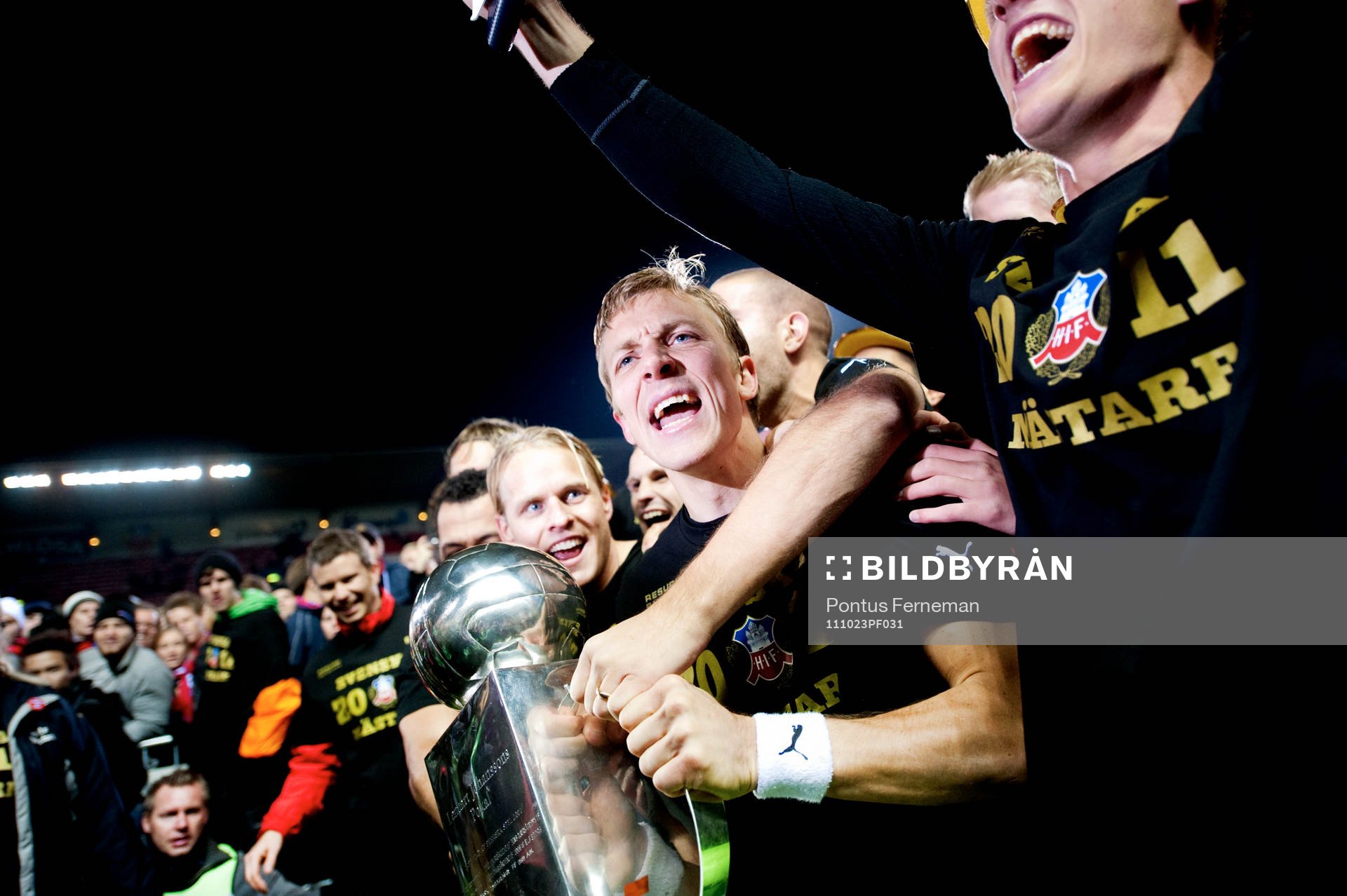 SM-guld, Svenska Mästare 2011, pokal,  jubel, glädje.