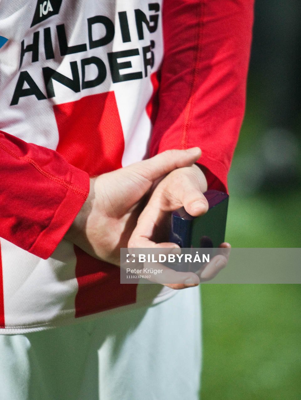 Malmö fick ett brons  som Daniel Larsson håller bakom