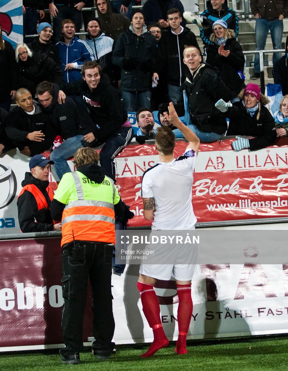 Pontus Jansson, Malmö kastar upp sina skor till