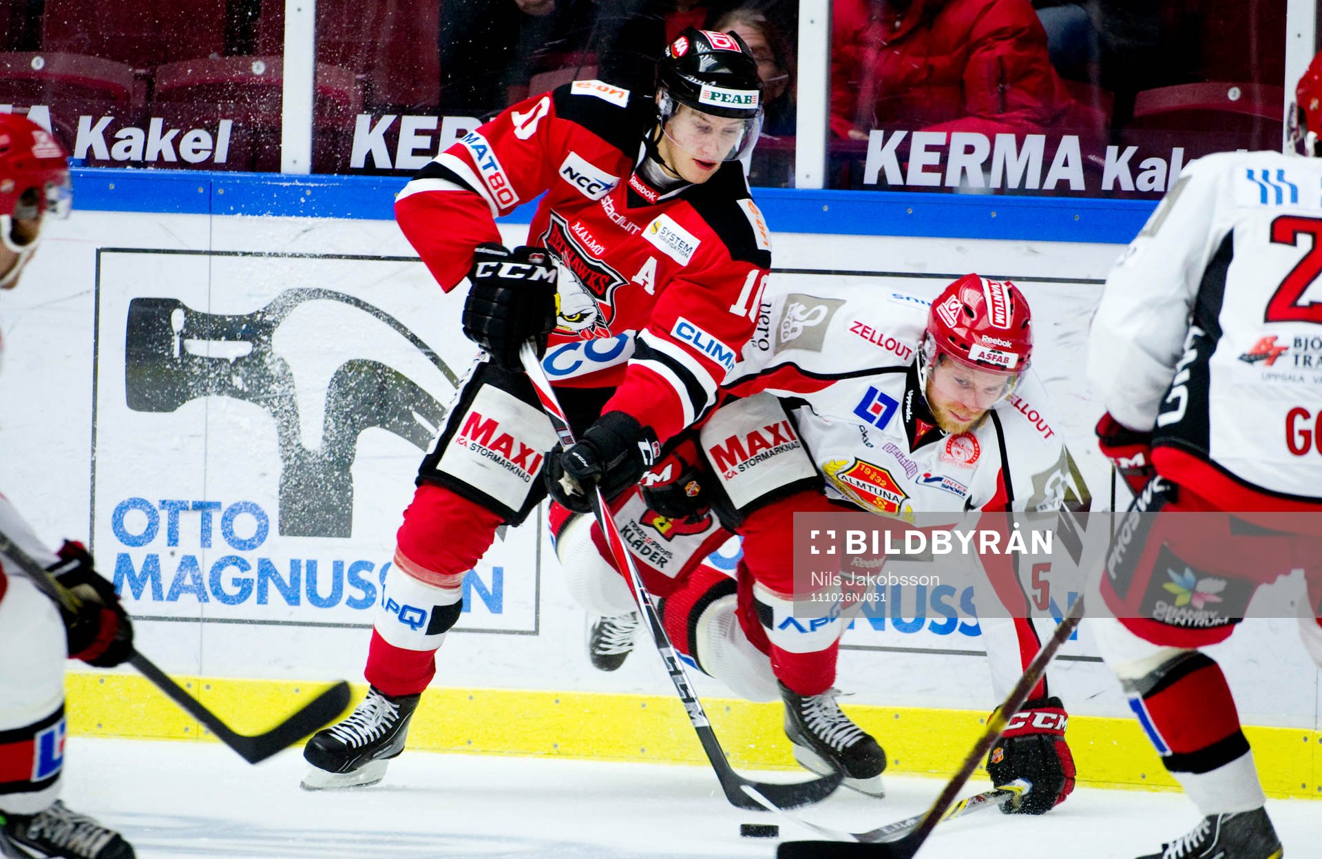 Robin Alvarez,  Malmö, Julius Larsson, Almtuna