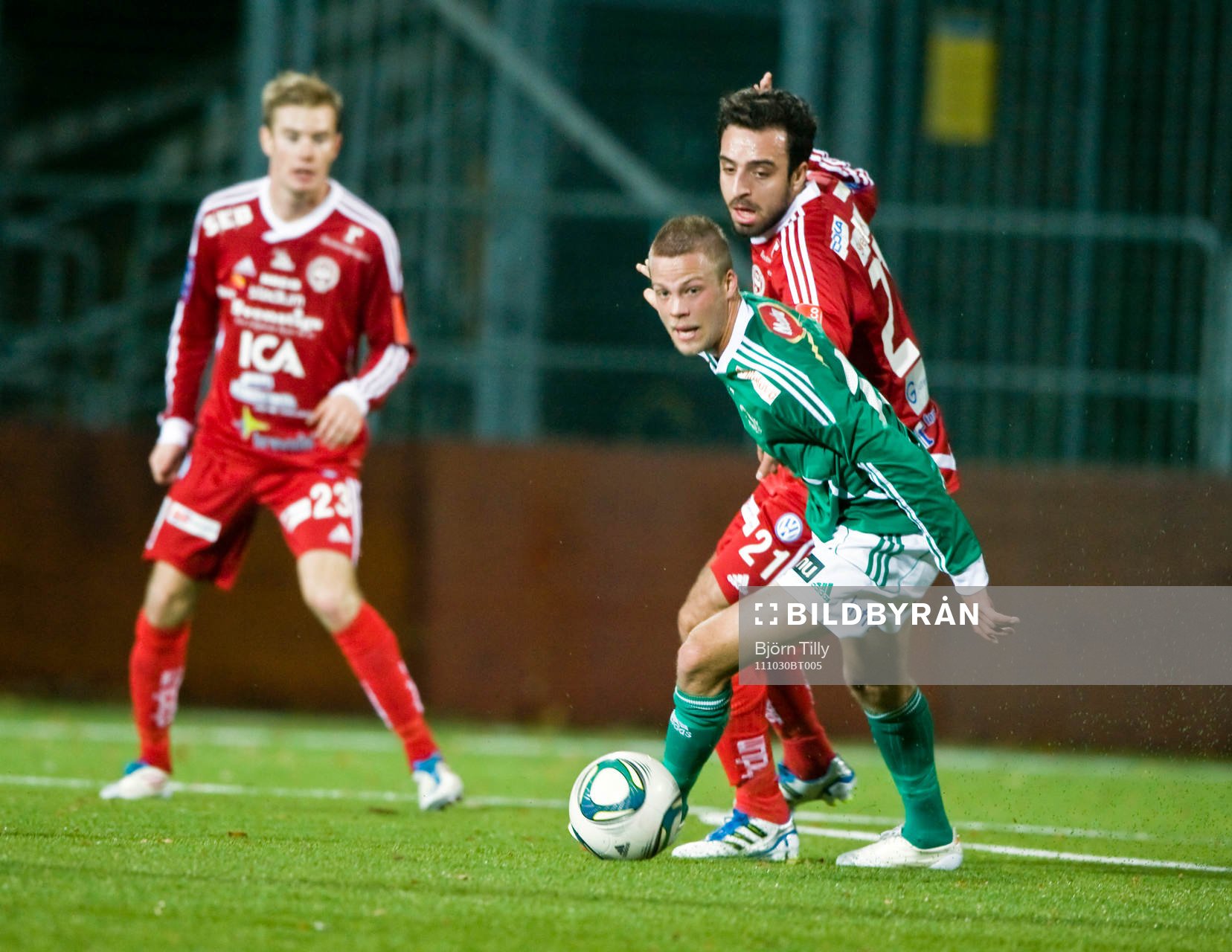Daniel Sundgren, Väsby och Abdul Khalili, målvakt,