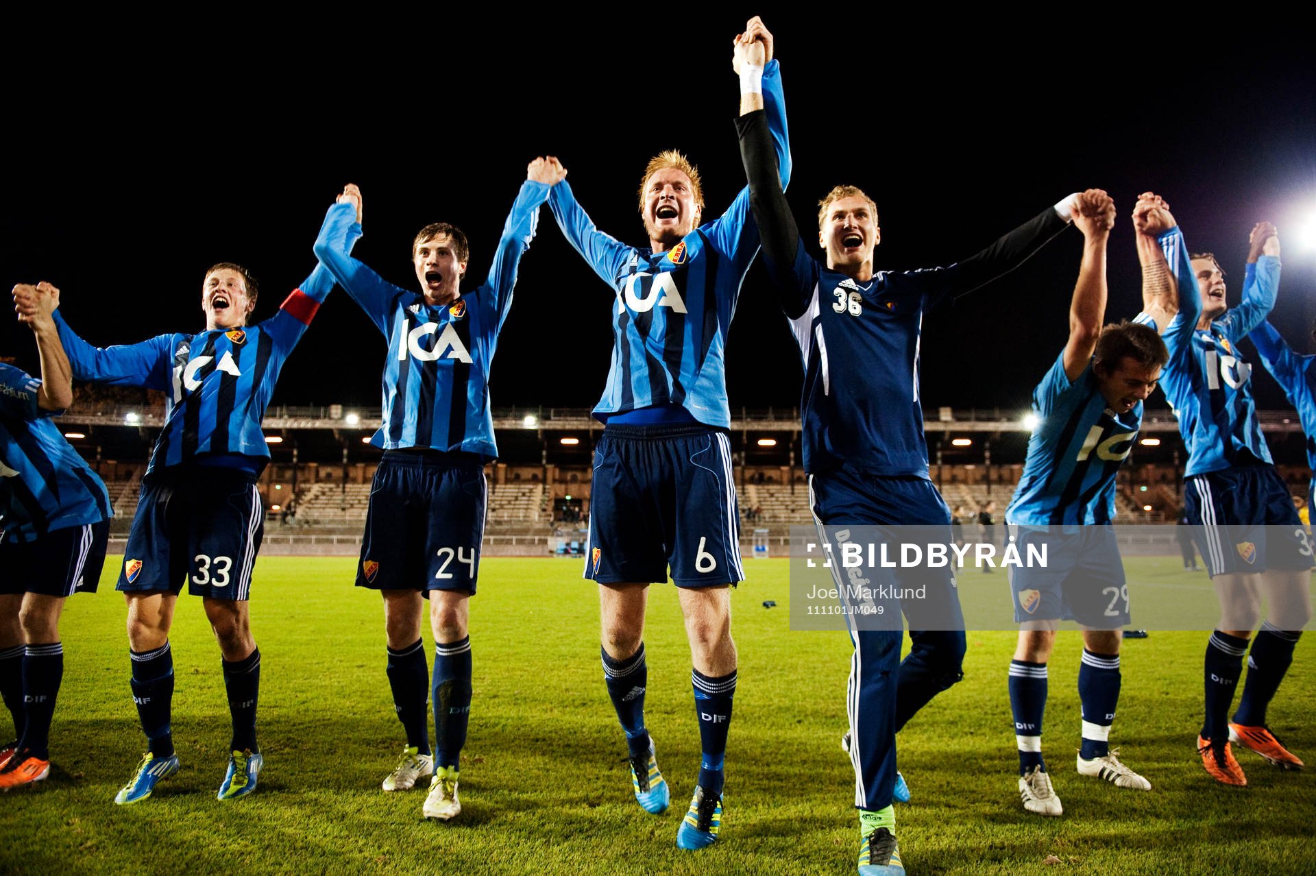 Djurgården vann SM-guld. Laget firar