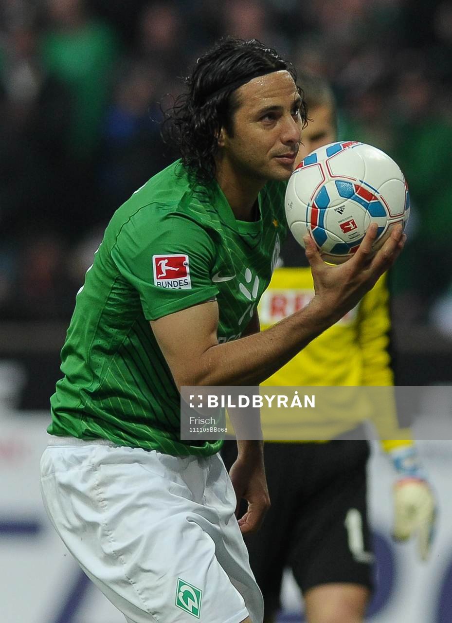 Claudio Pizarro, Bremen (Jubel)