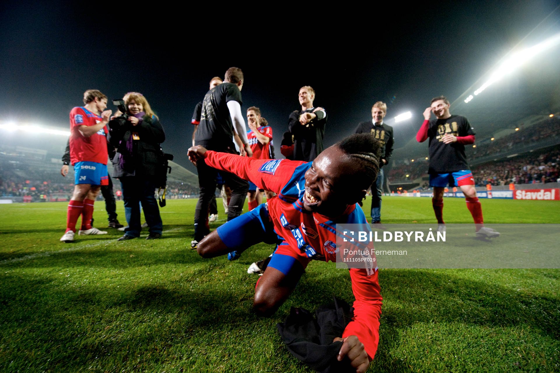 May Mahlangu, Helsingborg firar guldet i Svenska Cupen,