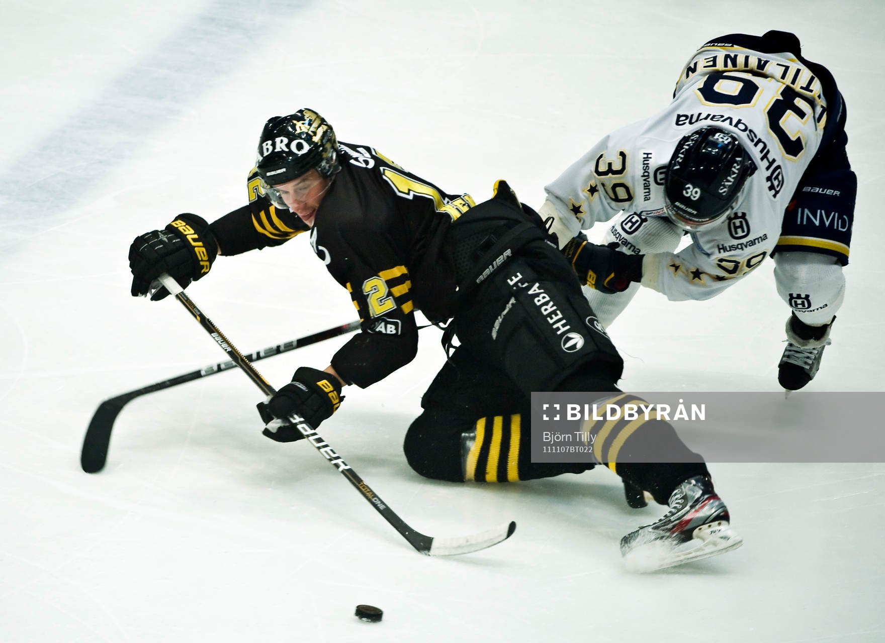 Patrik Nemeth, AIK och Jukka Voutilainen, HV71