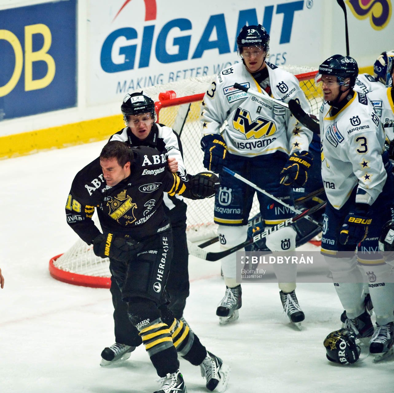 Kent McDonell, AIK. Bråk