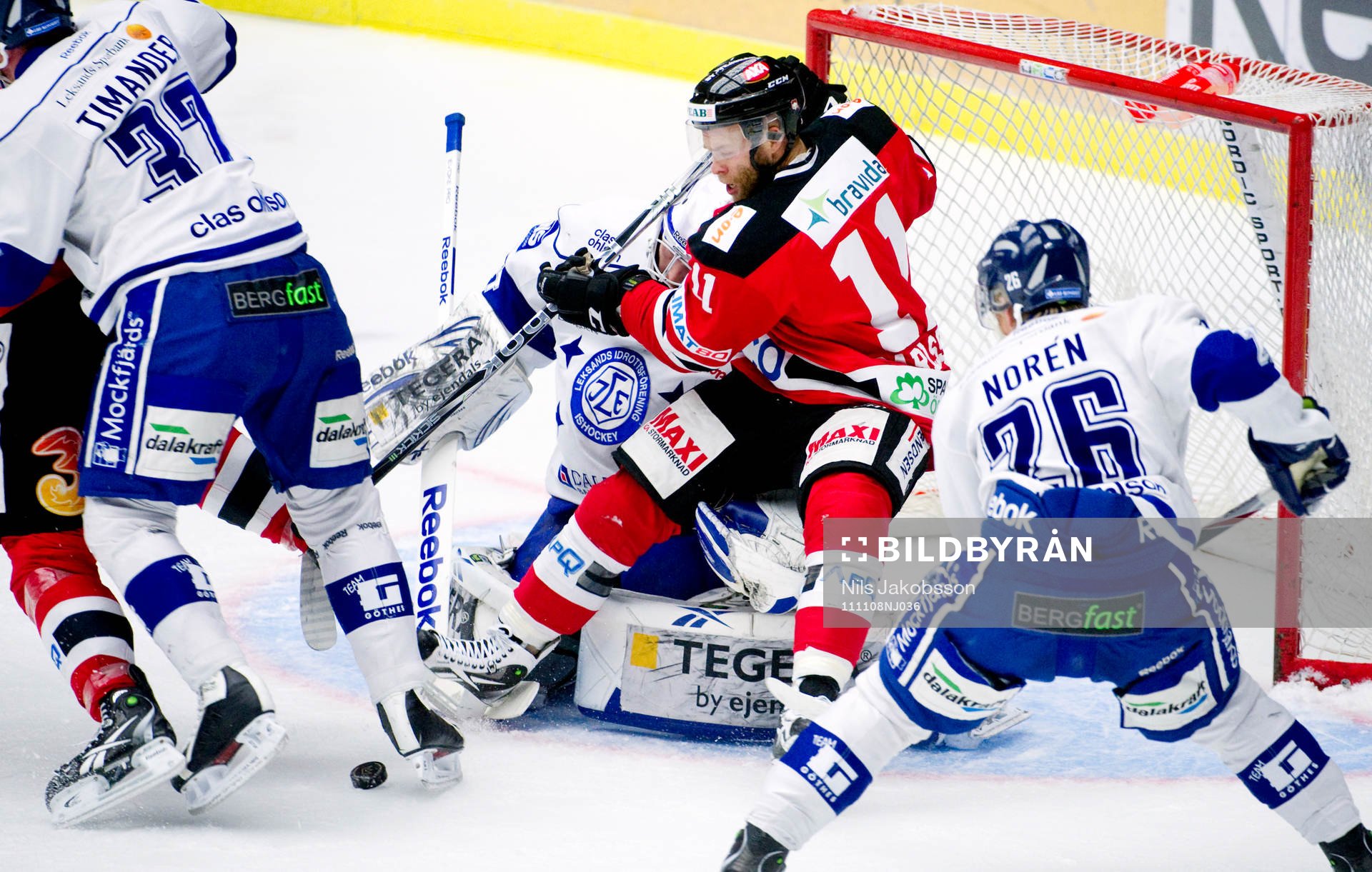 Robert Carlsson, Leksand sätter sig på Erik Hanses,