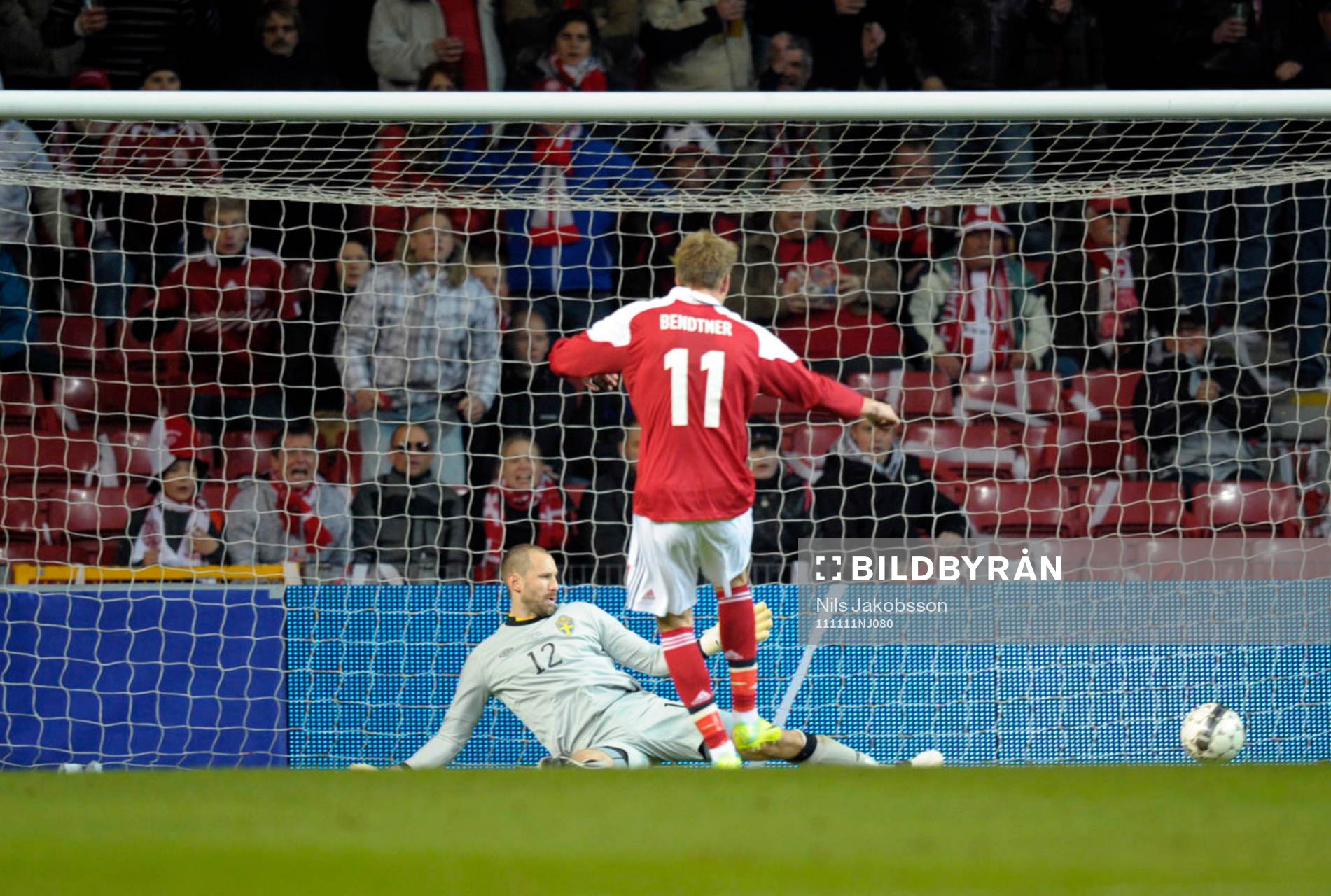 Nicklas Bendtner, Danmark gör 1-0