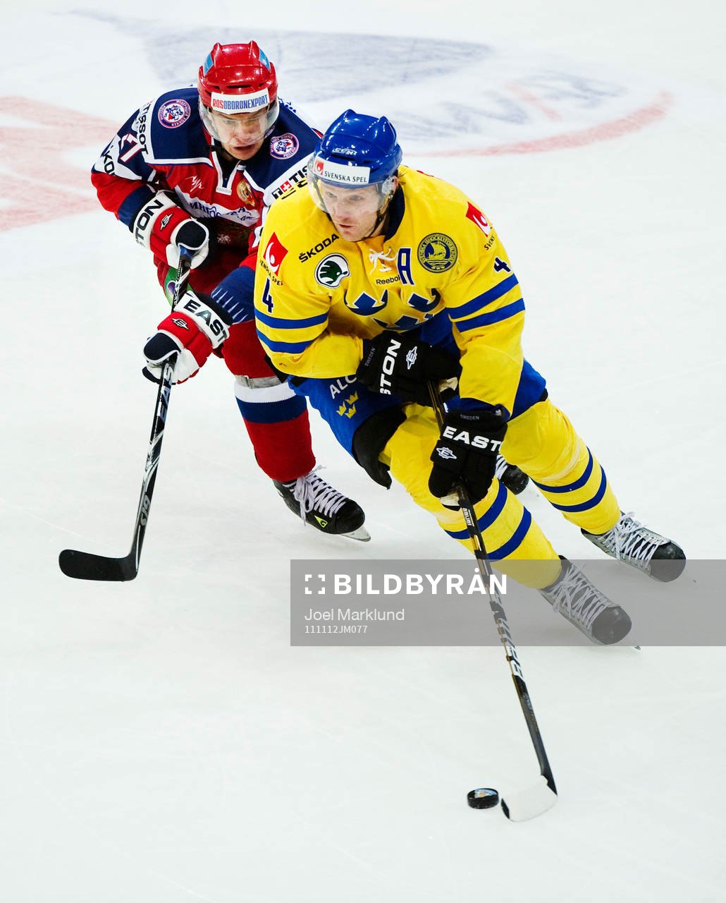 Alexey Tereshchenko, Ryssland, är i hasorna på Staffan