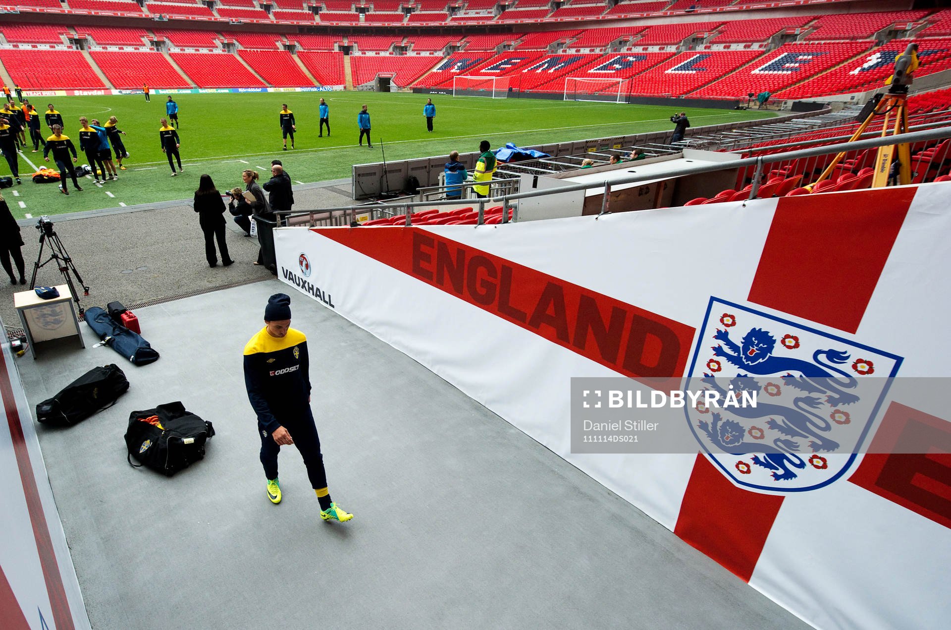 Zlatan Ibrahimovic lämnar Wembley Stadium