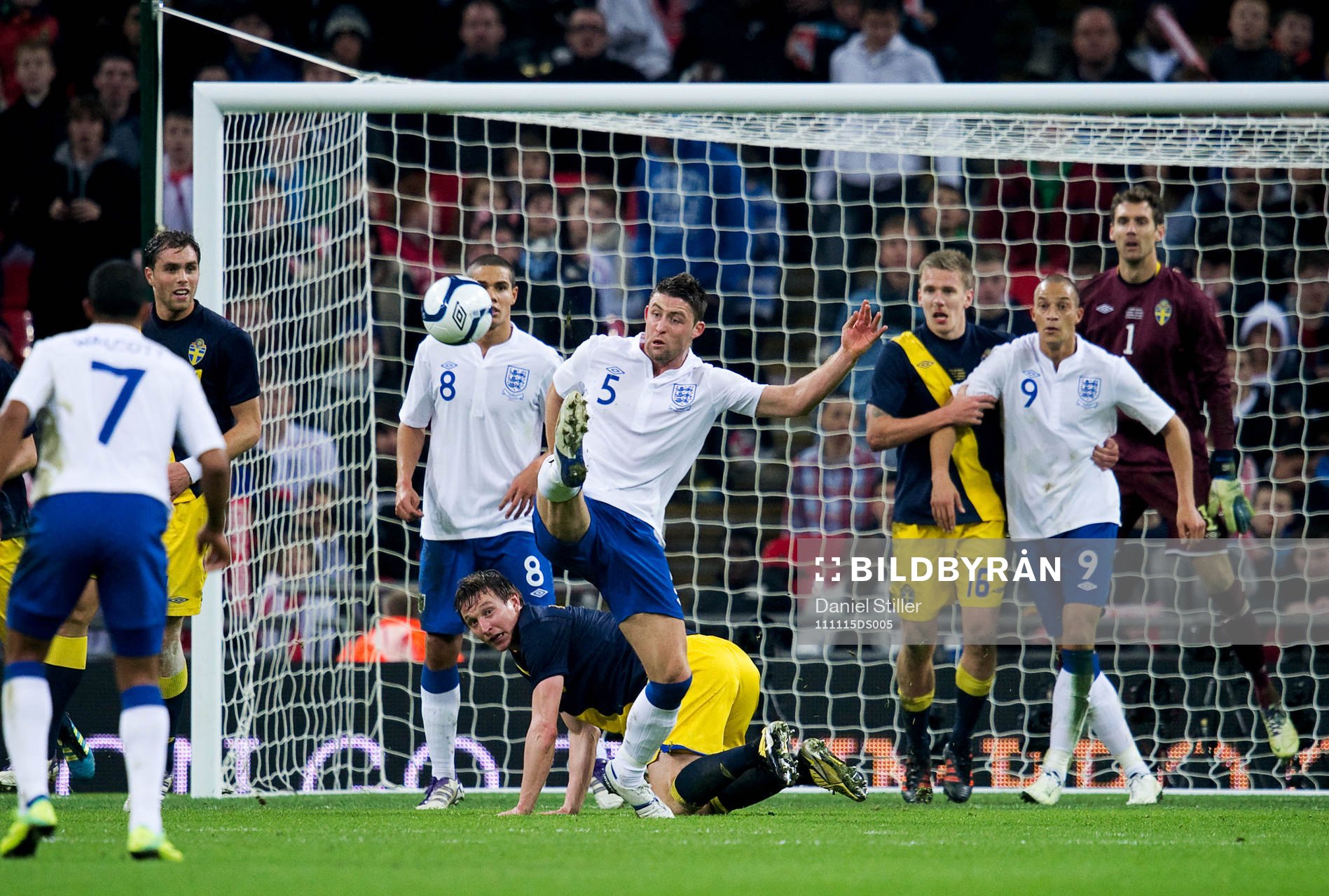 Gary Cahill, Bobby Zamora, England. Kim Källström, Pontus