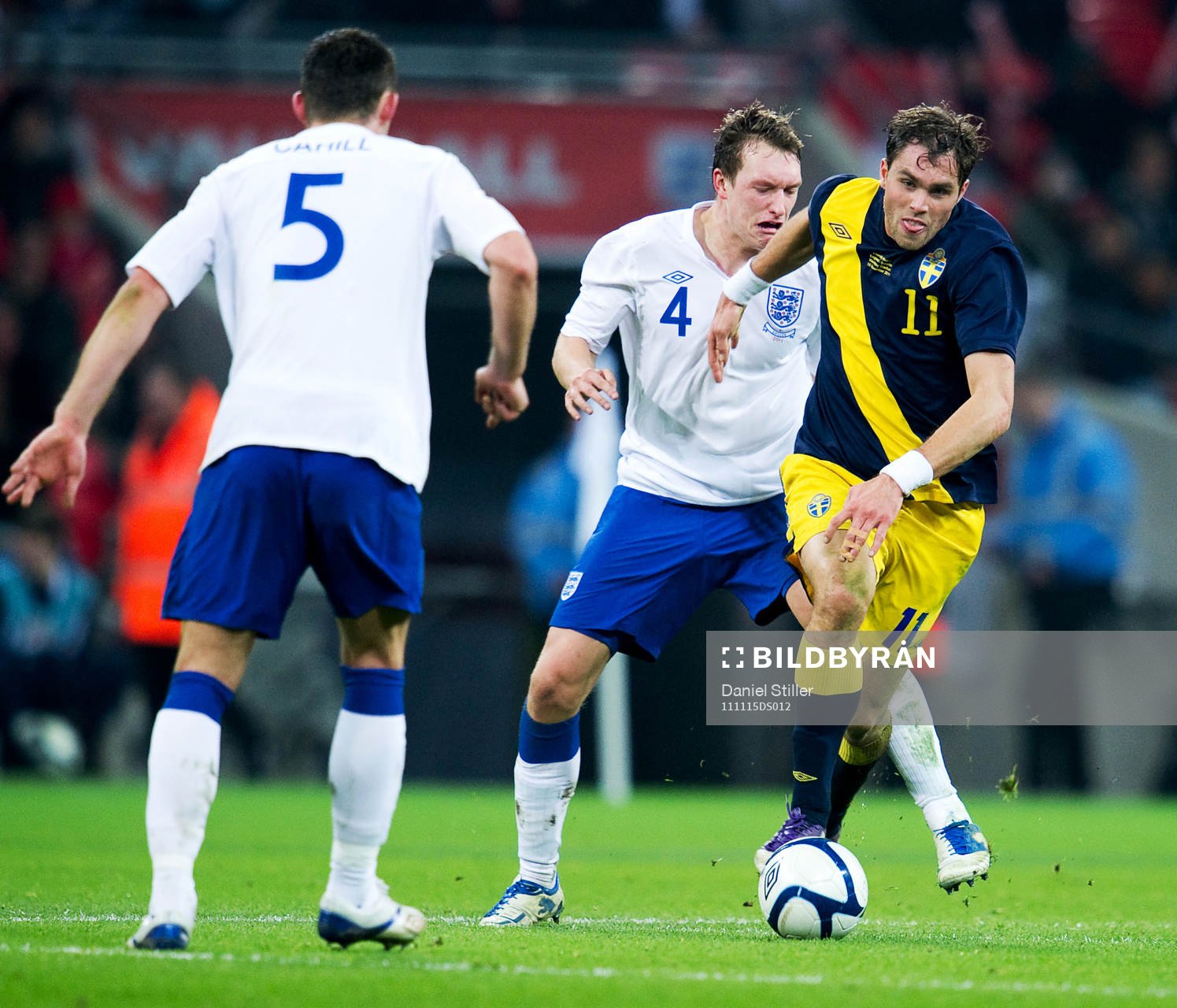 Johan Elmander, Sverige. Phil Jones, England