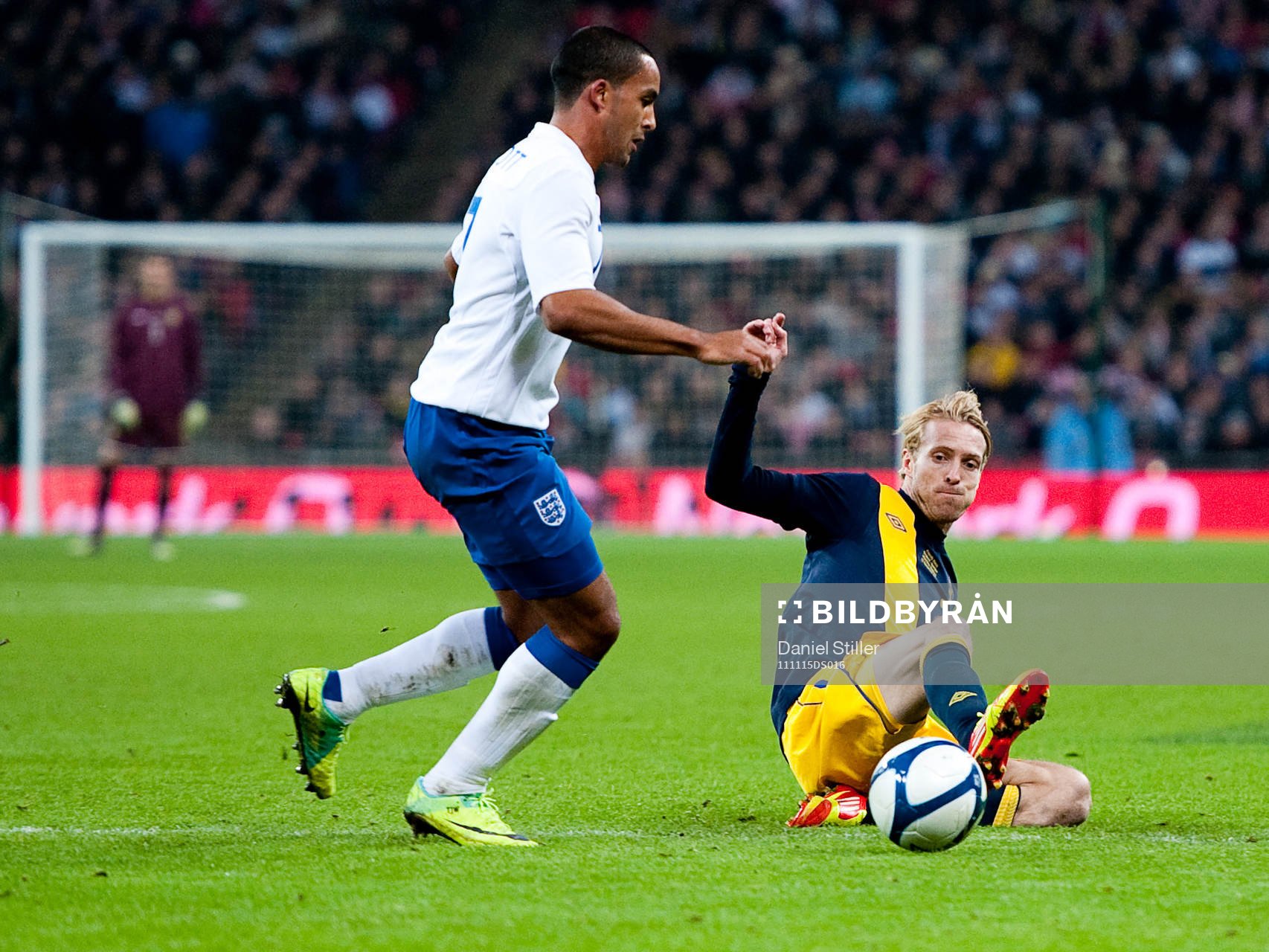 Theo Walcott, England. Christian Willhelmsson, Sverige