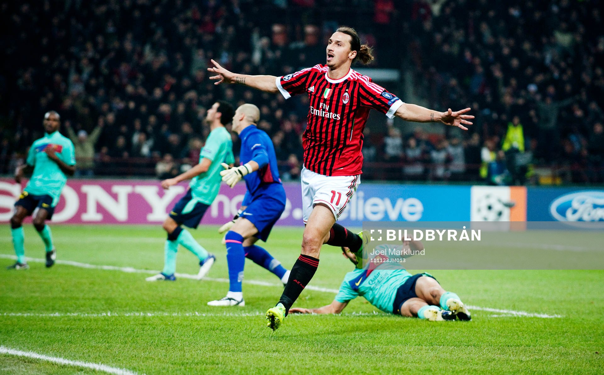  Zlatan Ibrahimovic, AC Milan, jublar efter att ha gjort 1-1.