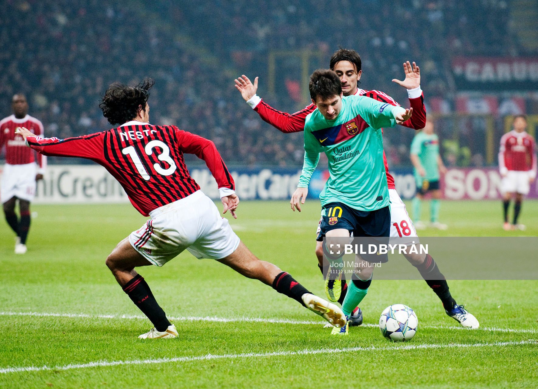 Alessandro Nesta och Alberto Aquilani, AC Milan, försvarar