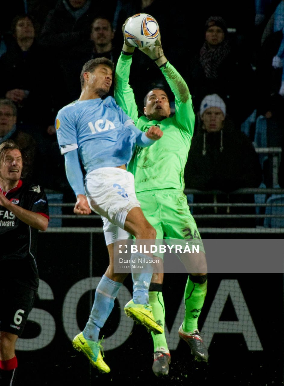 Estaban Alvarado, målavakt Alkmaar och Mathias Ranégie,
