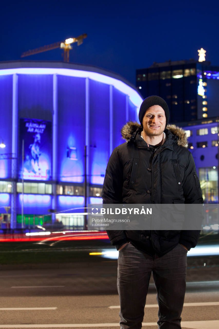 Patrick von Gunten utanför Scandinavium