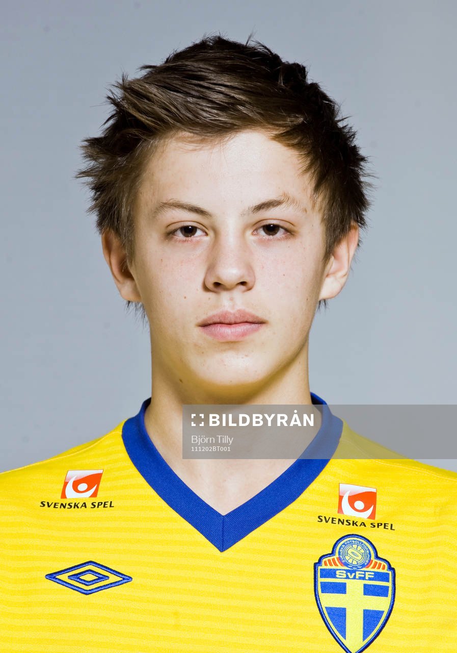 Emil Kjellker, Sverige