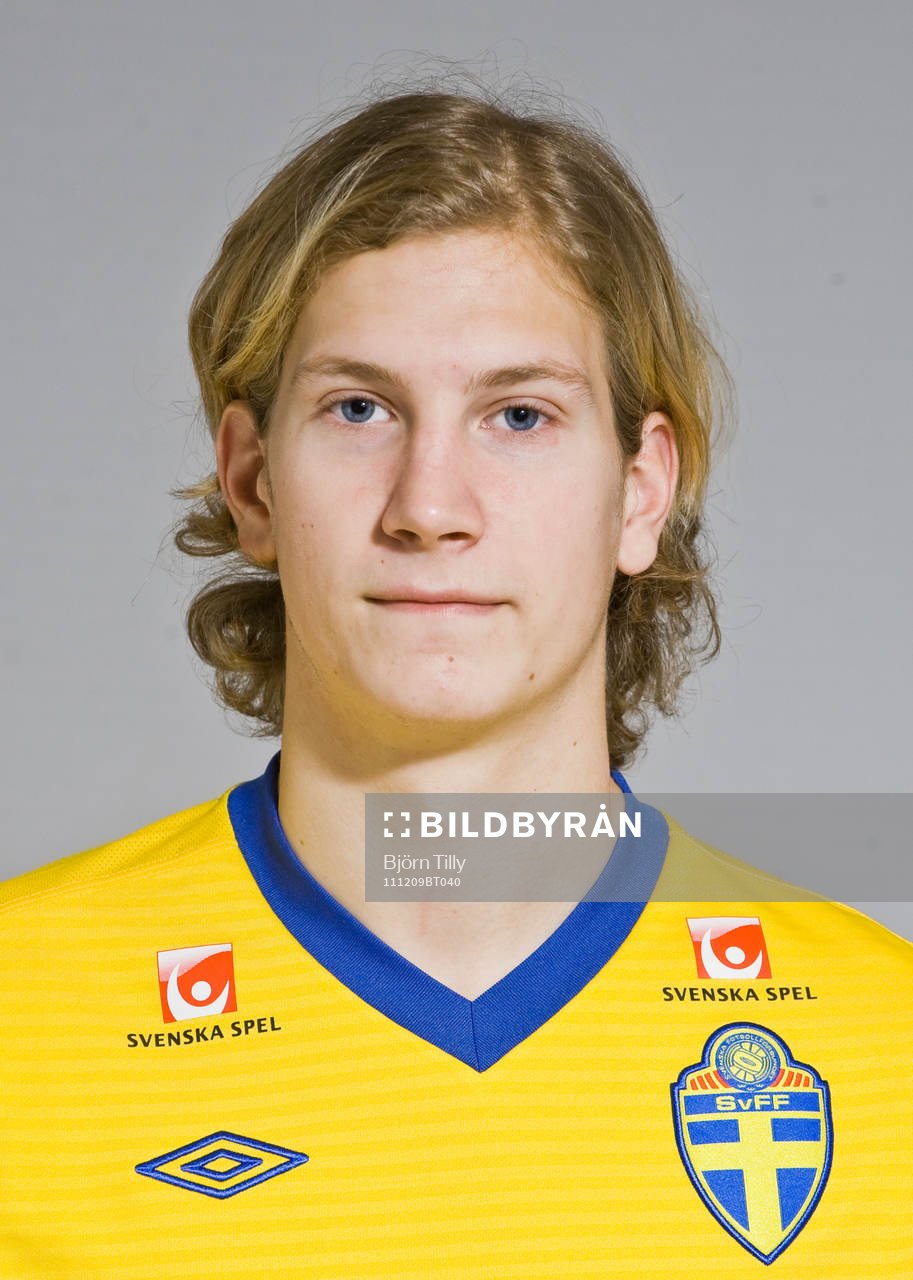 Oliver Silverholt, Sverige