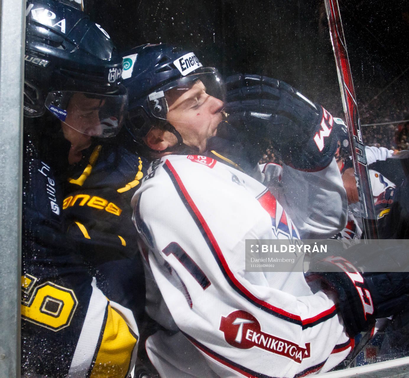 Oscar Fantenberg, HV71 gruffar med Jaroslav Hlinka,